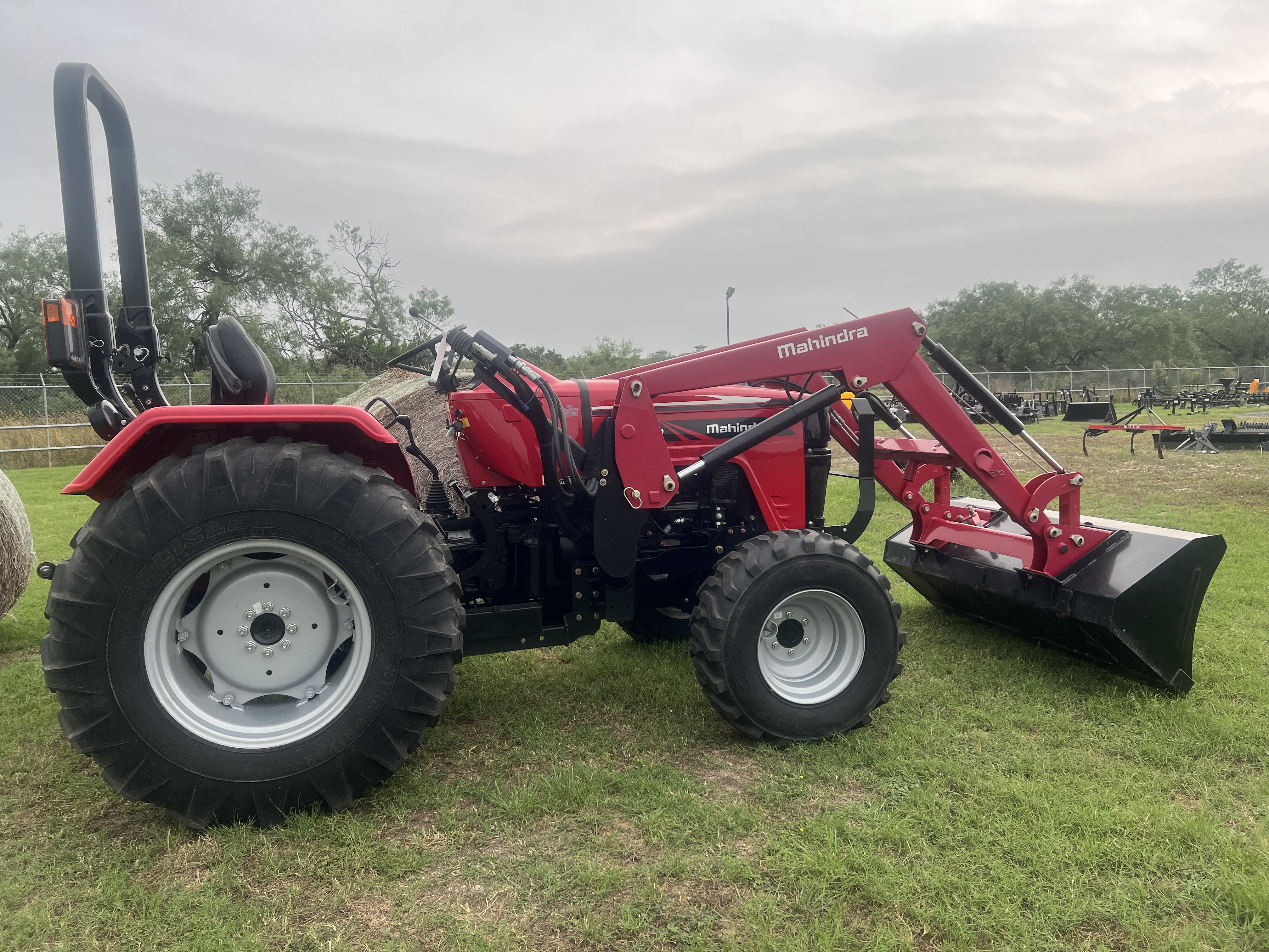 MAHINDRA TRACTORS 45404FGIL:042380