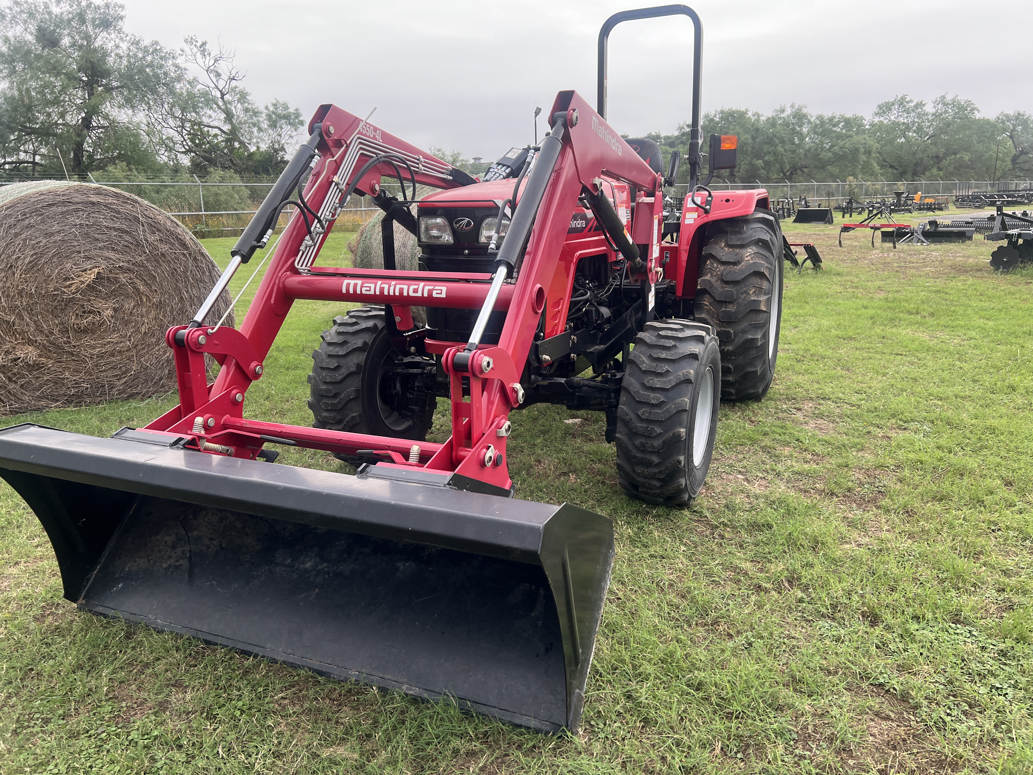 MAHINDRA TRACTORS 45404FGIL:042380