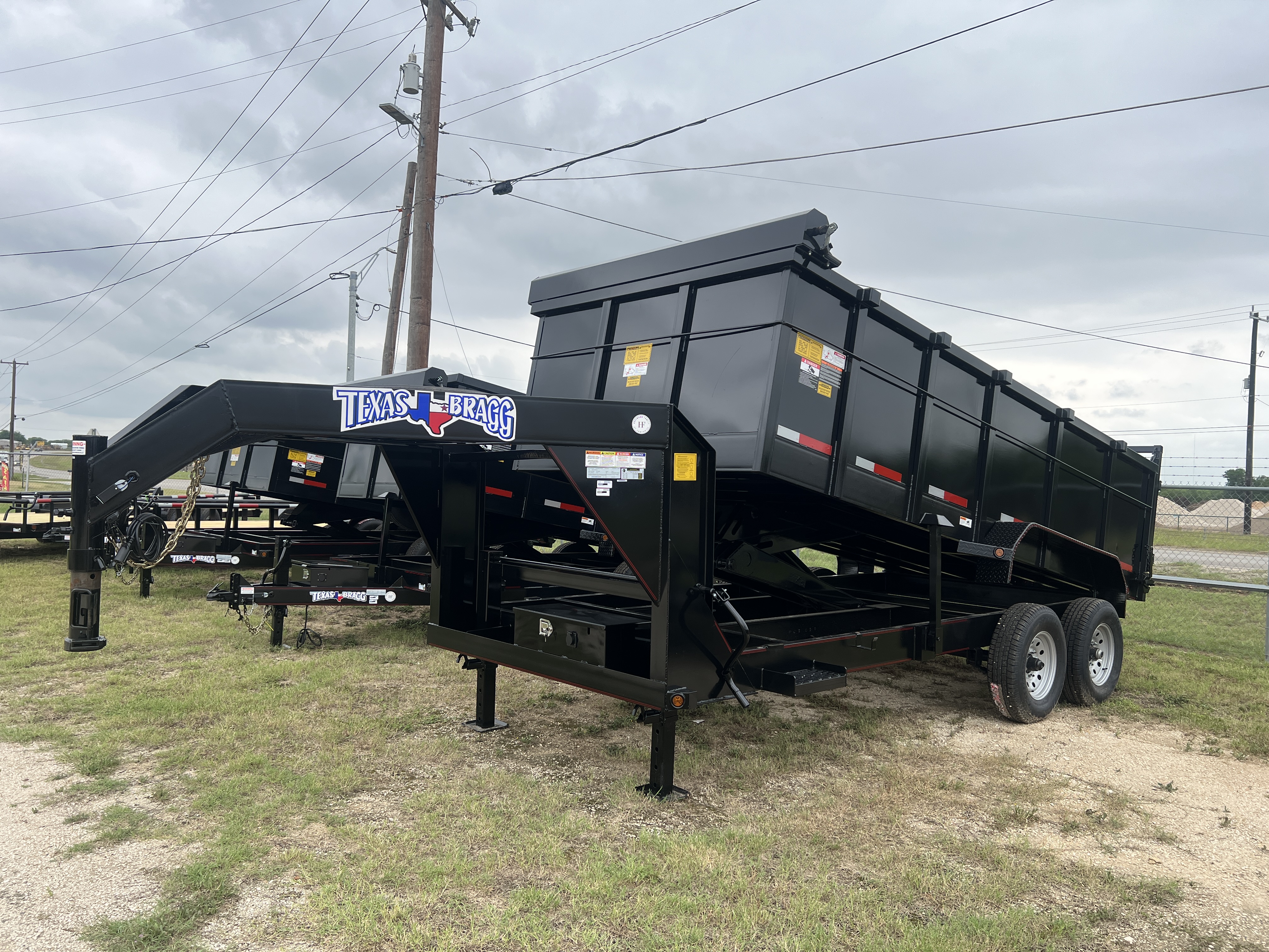 TEXAS BRAGG ED16HDGN14 16' GN HD DUMP 14 K 3' SIDES W/SPARE – 042451