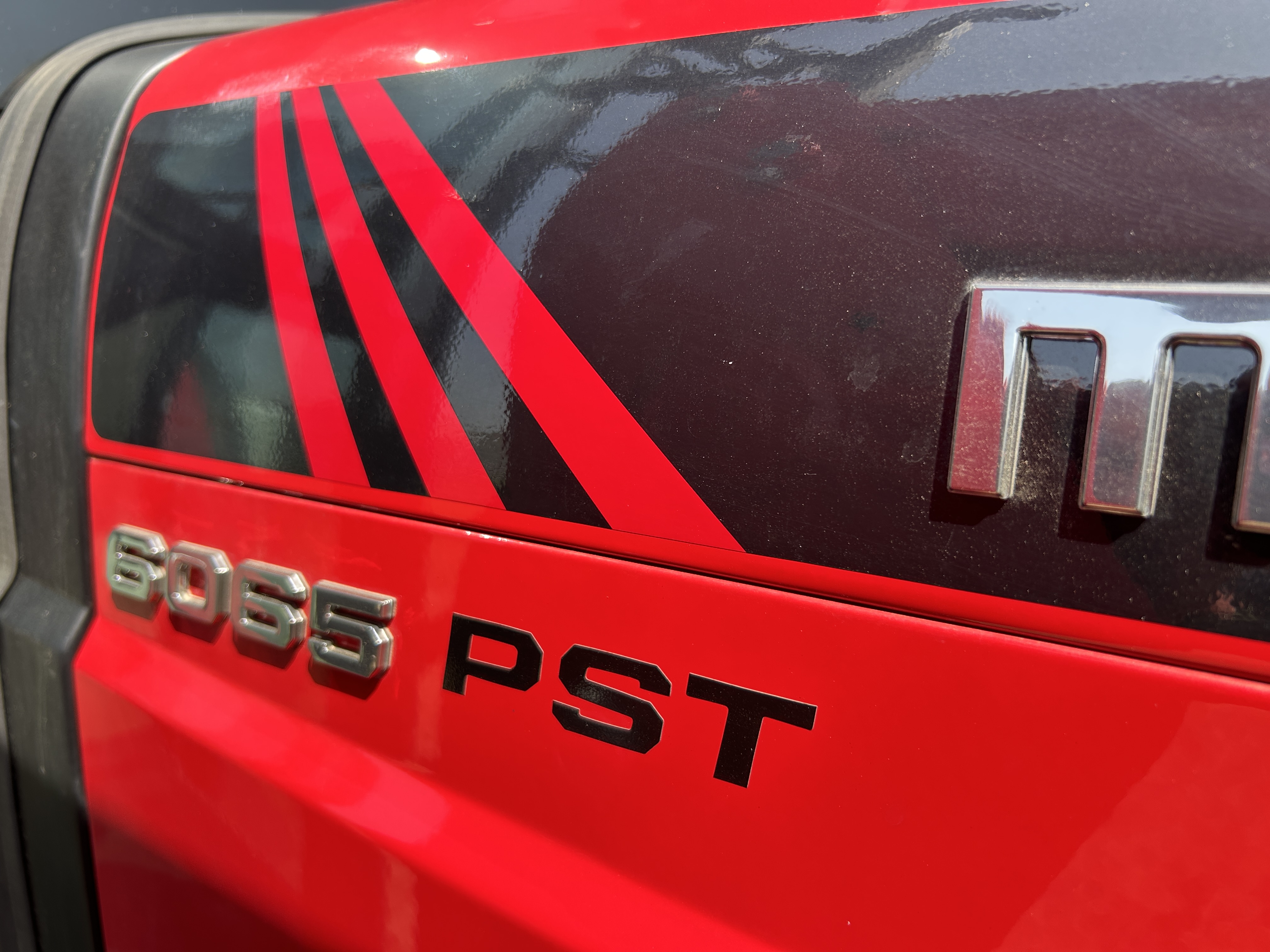 MAHINDRA TRACTORS 60654CPAL 6065 4WD CAB:042463