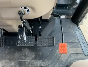 MAHINDRA TRACTORS 60754CPAL 6075 4WD CAB:042464