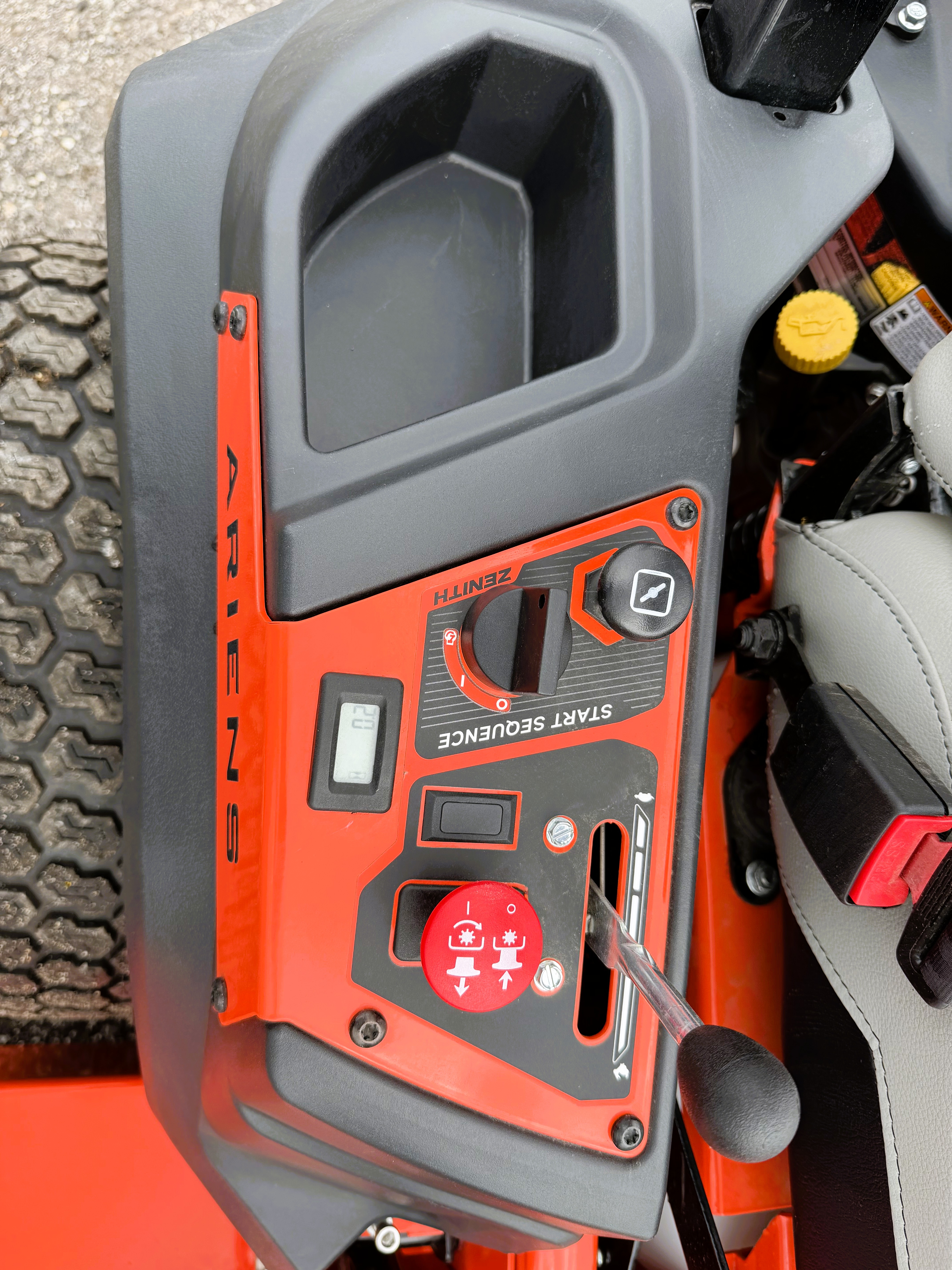 ARIENS 99115800 ZENITH 60 ZENITH 60 KAW ZERO TURN: