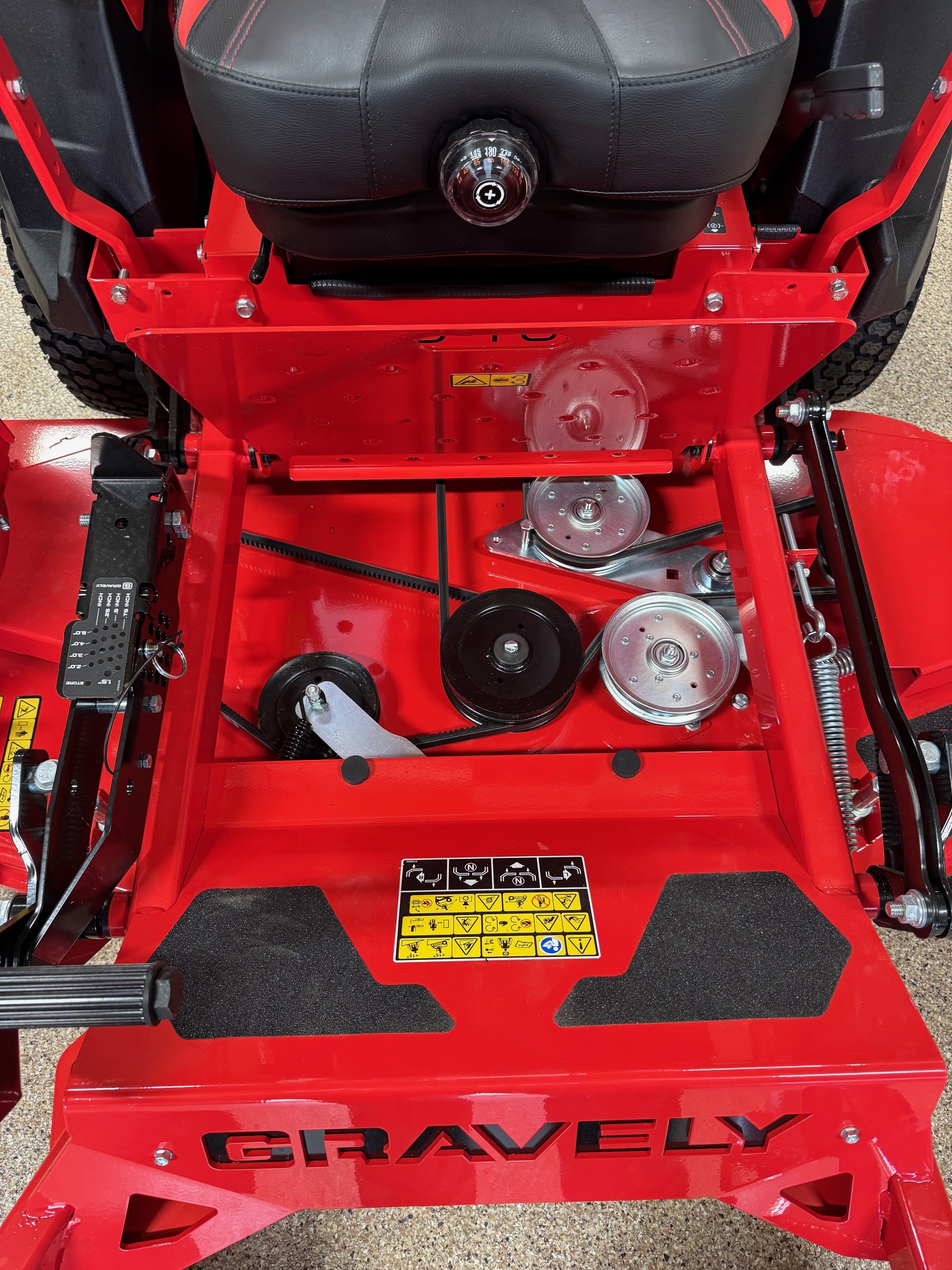 GRAVELY PRO-TURN 152 52 KAW 22 HP - 991129:41777