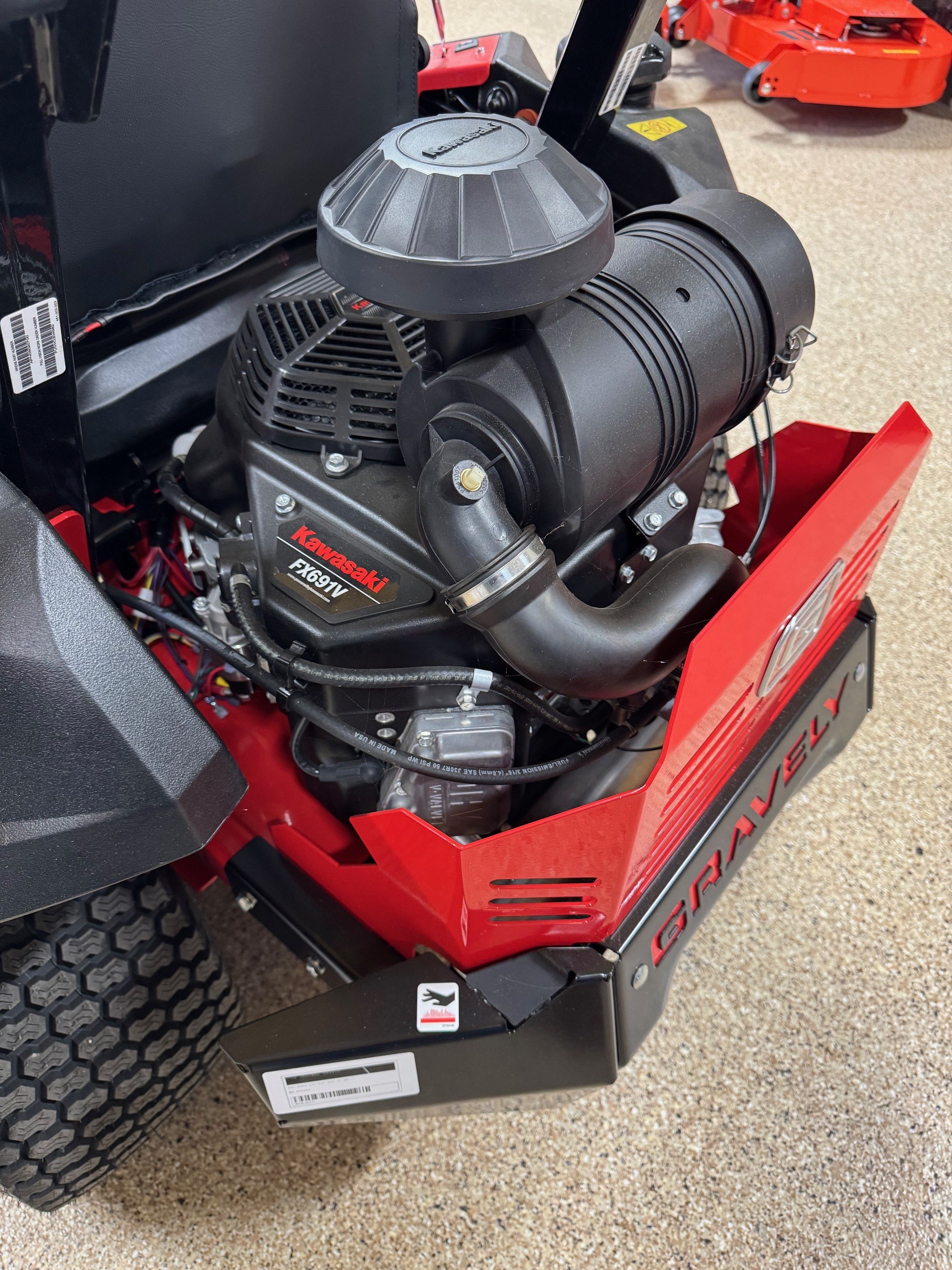 GRAVELY PRO-TURN 152 52 KAW 22 HP - 991129:41777