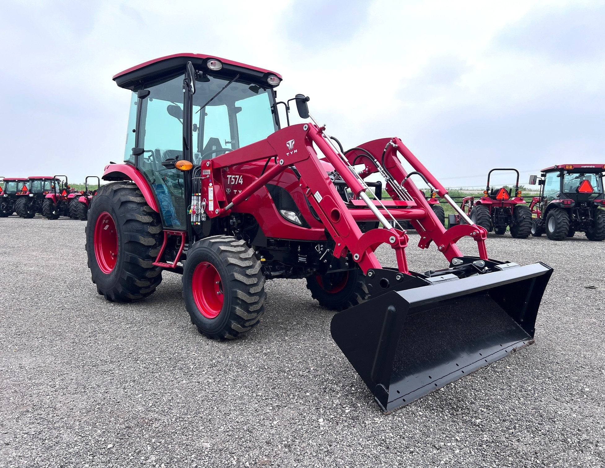 TYM T574HC:41819