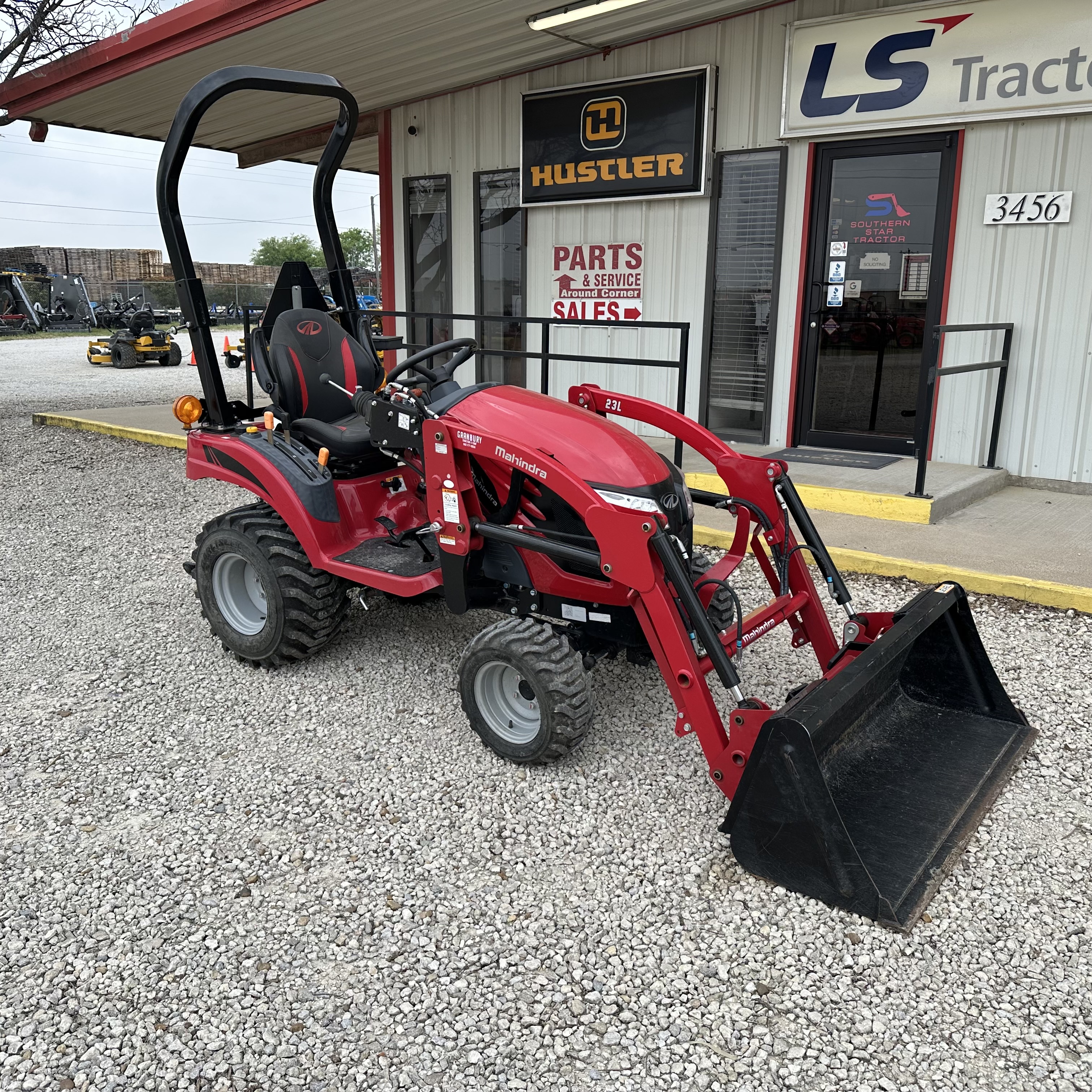 Mahindra EMAX 20S:4635
