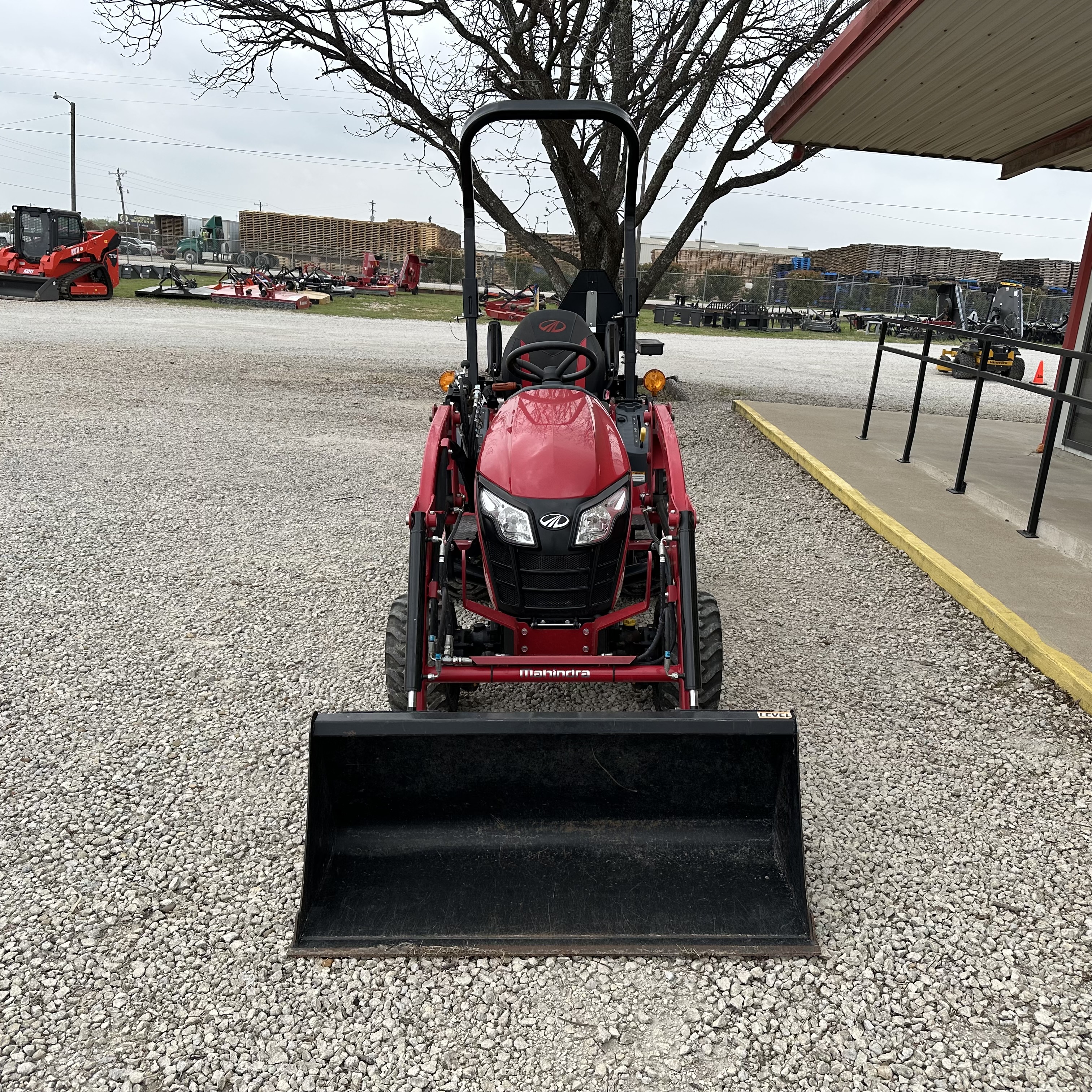 Mahindra EMAX 20S:4635