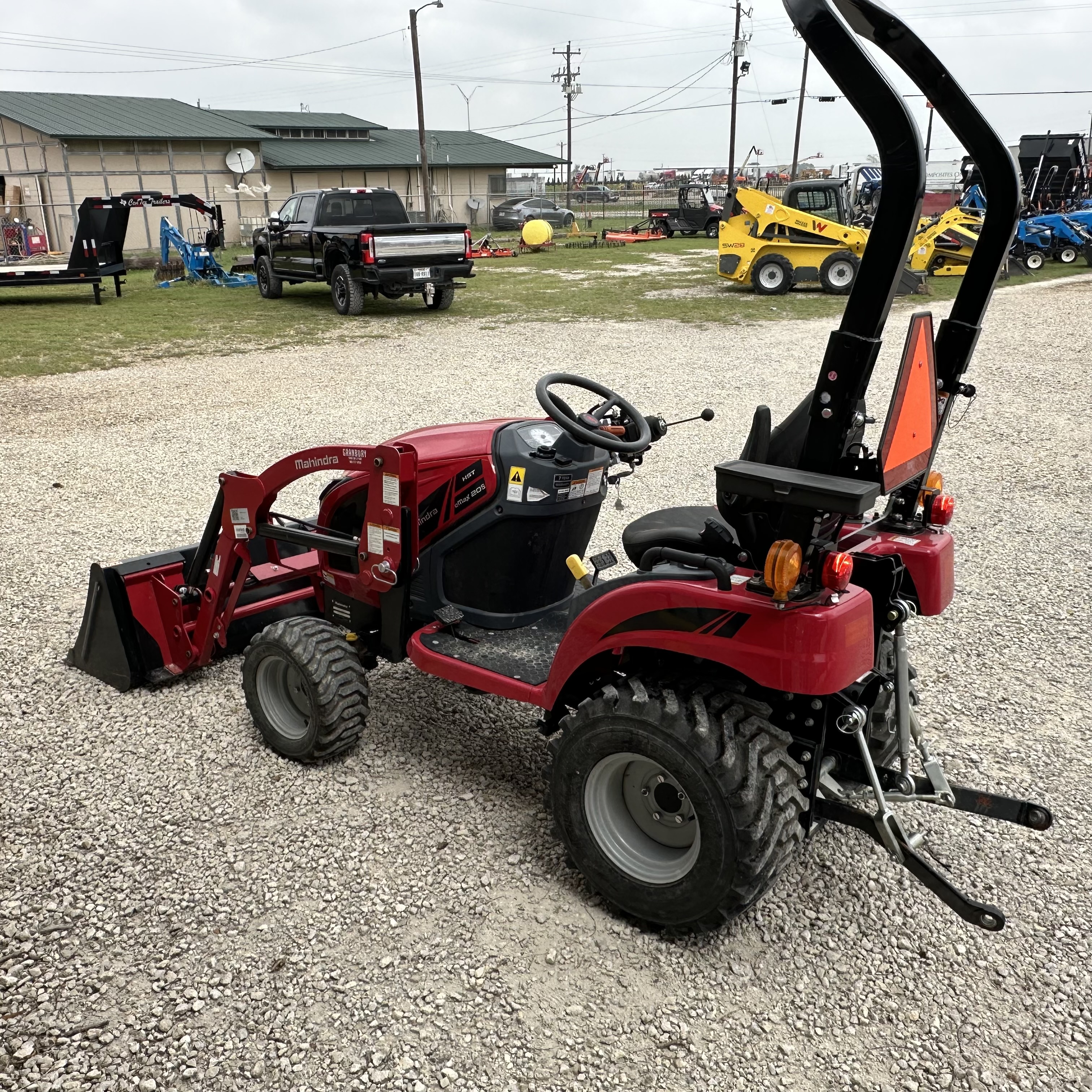 Mahindra EMAX 20S:4635