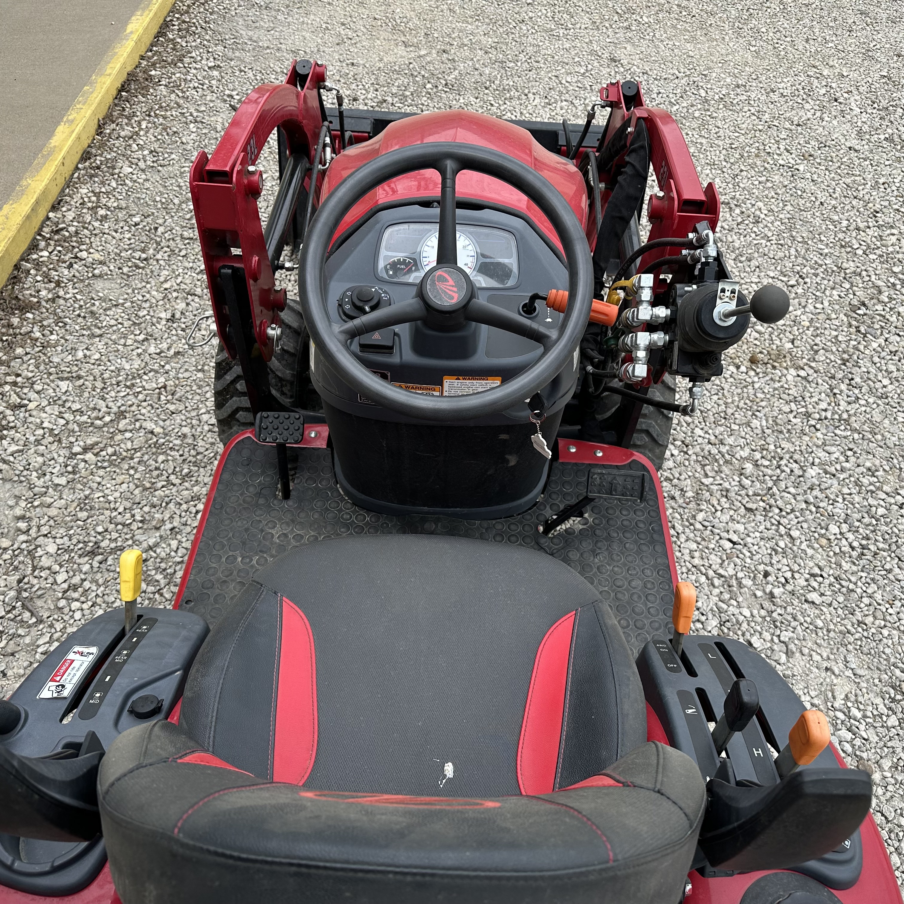 Mahindra EMAX 20S:4633