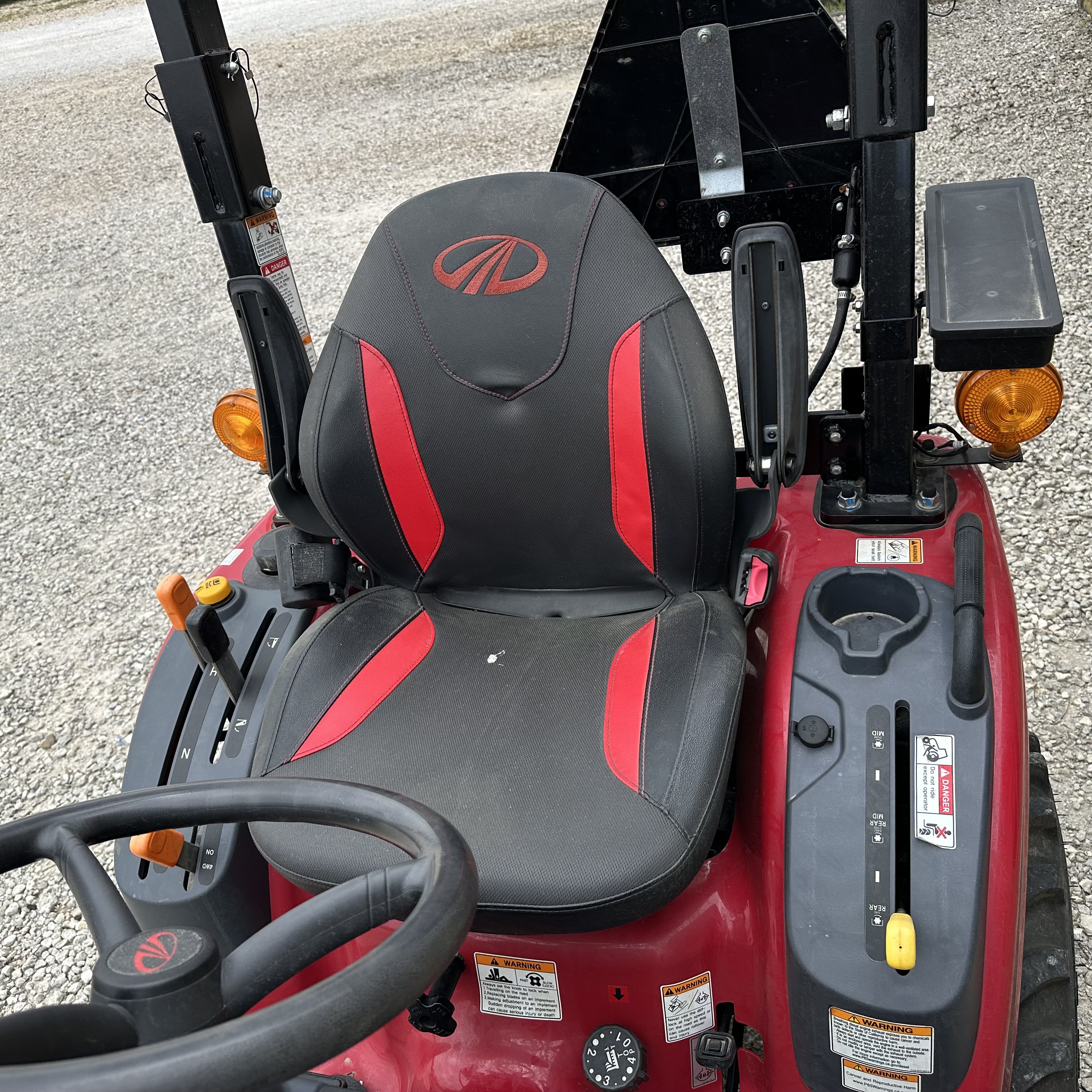 Mahindra EMAX 20S:4633