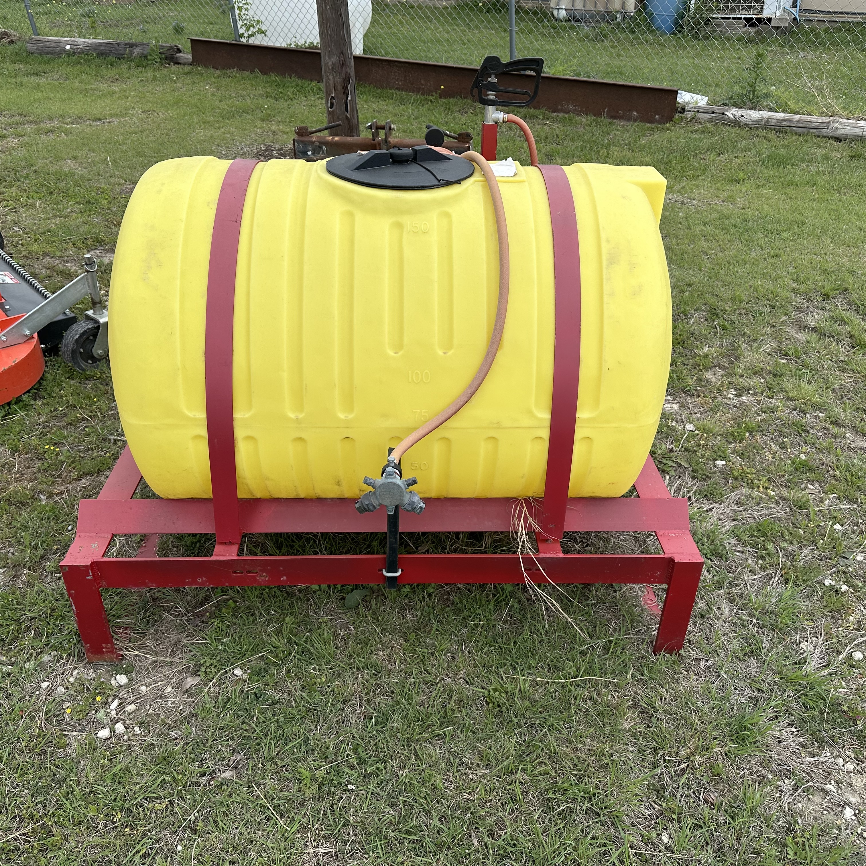 Unknown_Make 150 Gallon 3-Pt Sprayer:217