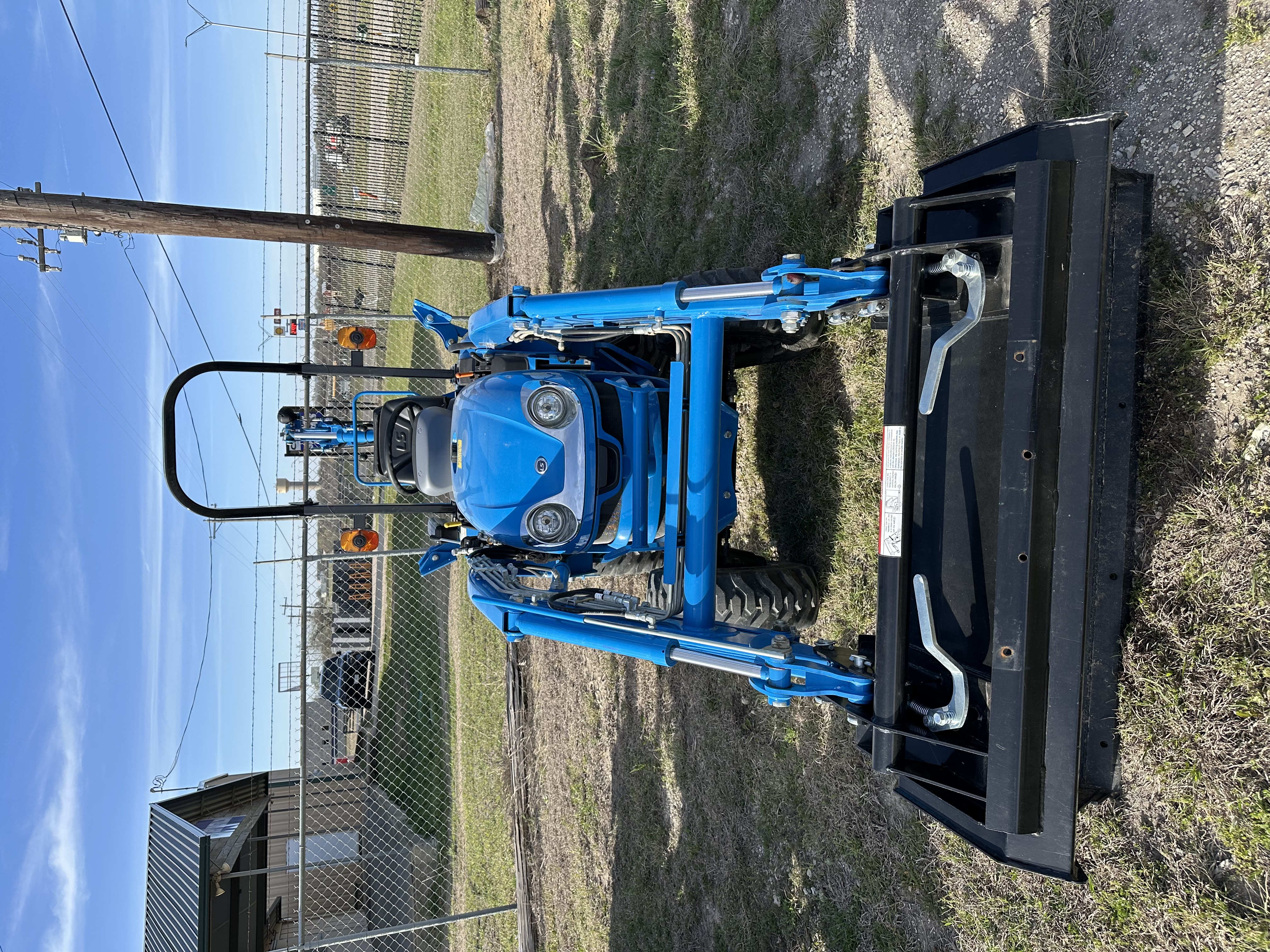 LS Tractor XJ2025H TLB – 4654