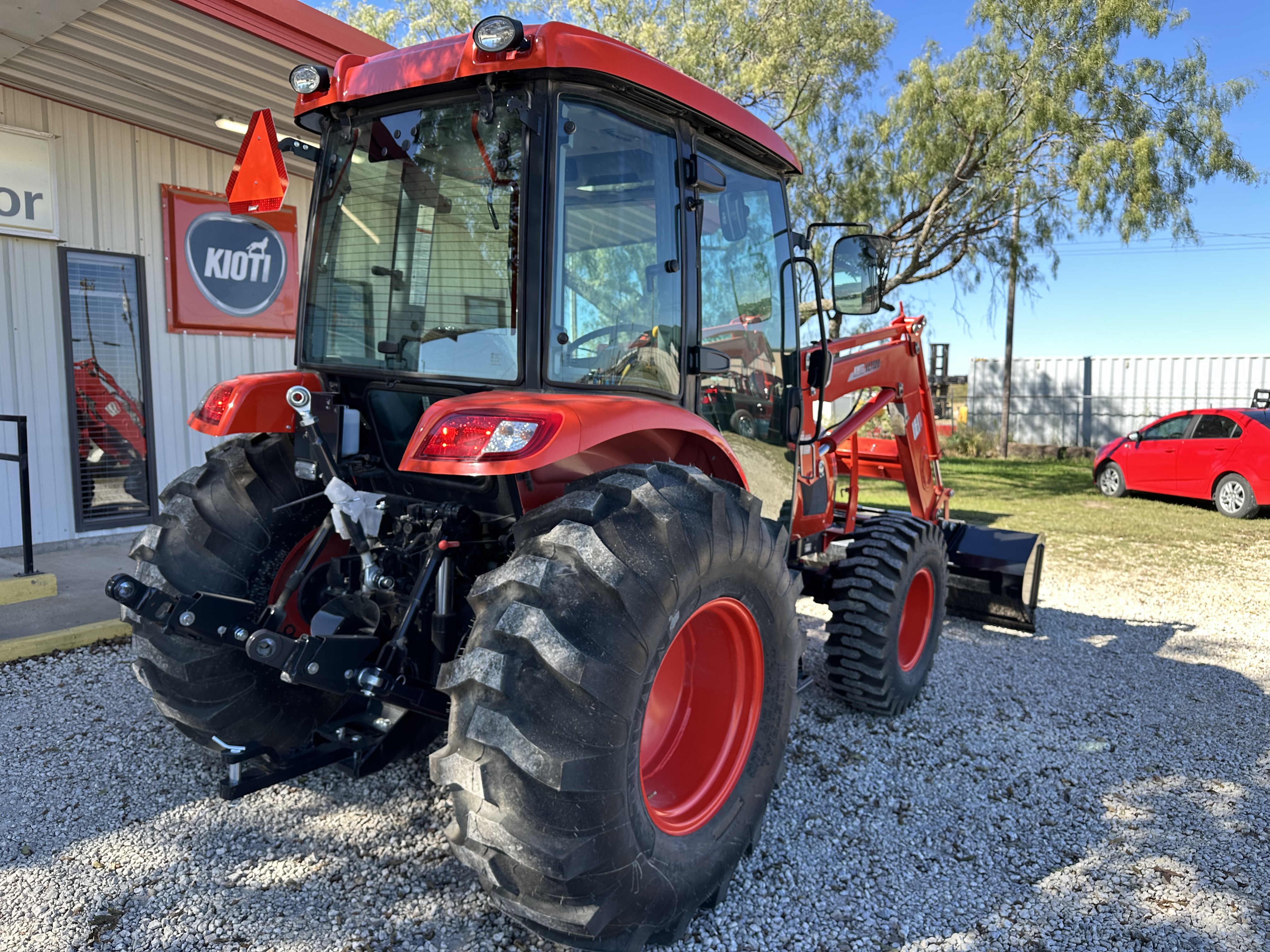 Kioti RX7320 POWERSHUTTLE CAB:188