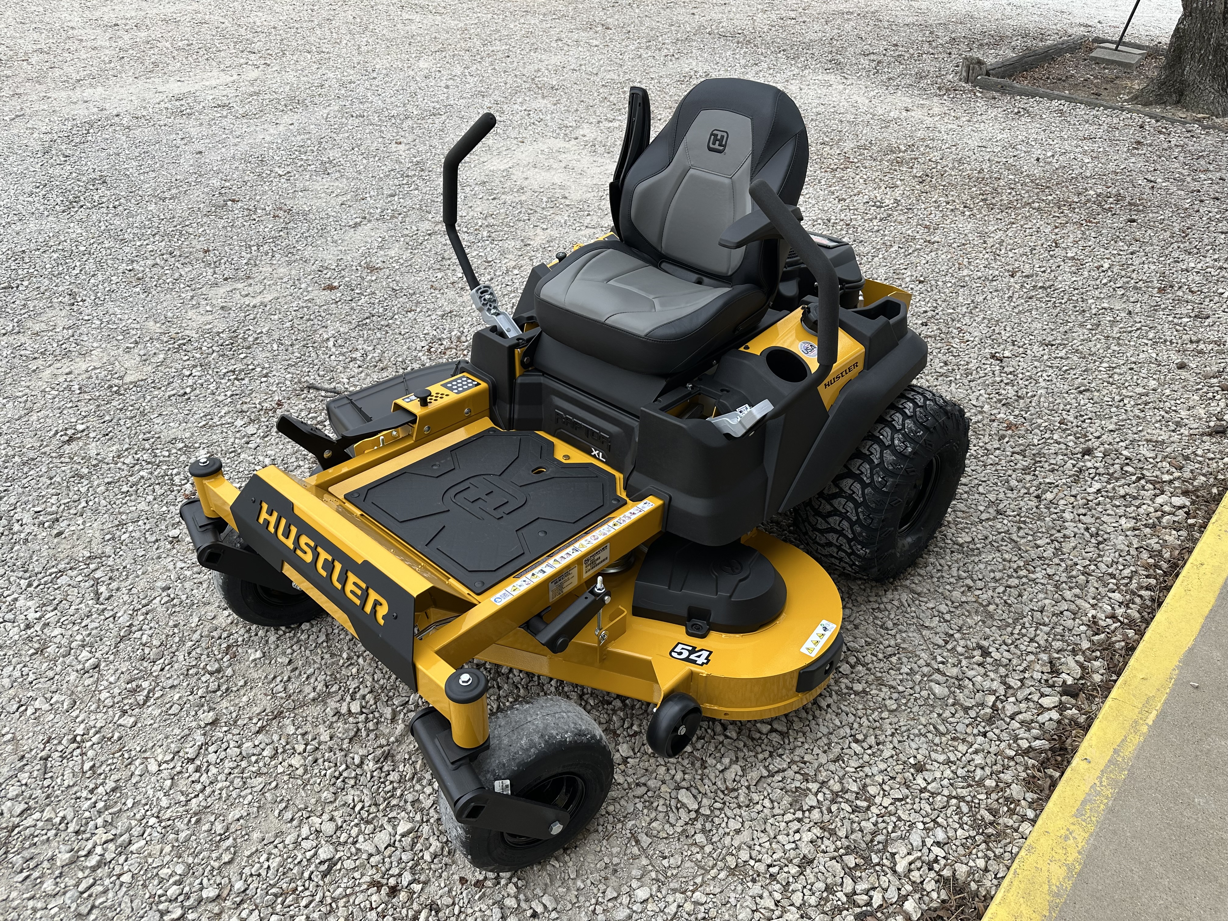 Hustler Raptor XL 54:4987