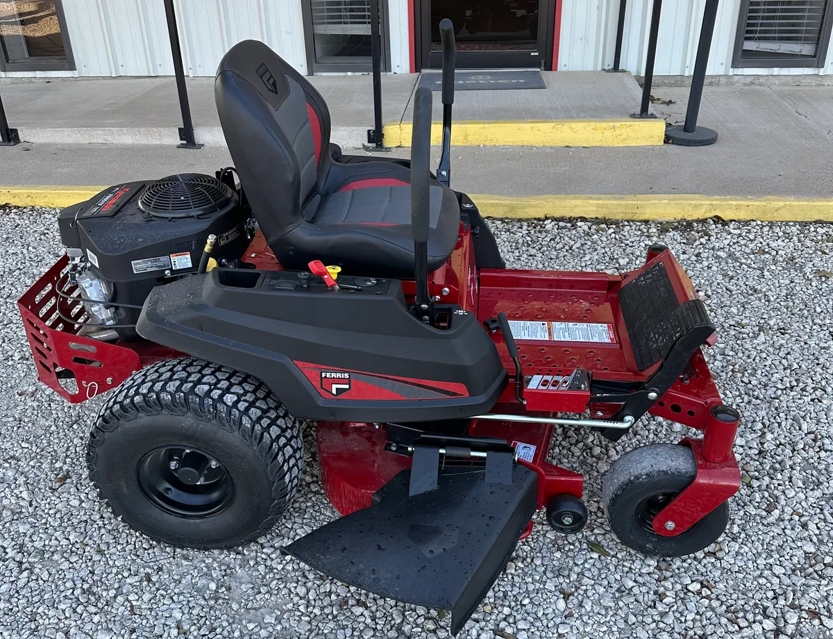 Ferris 300R 42in  5008