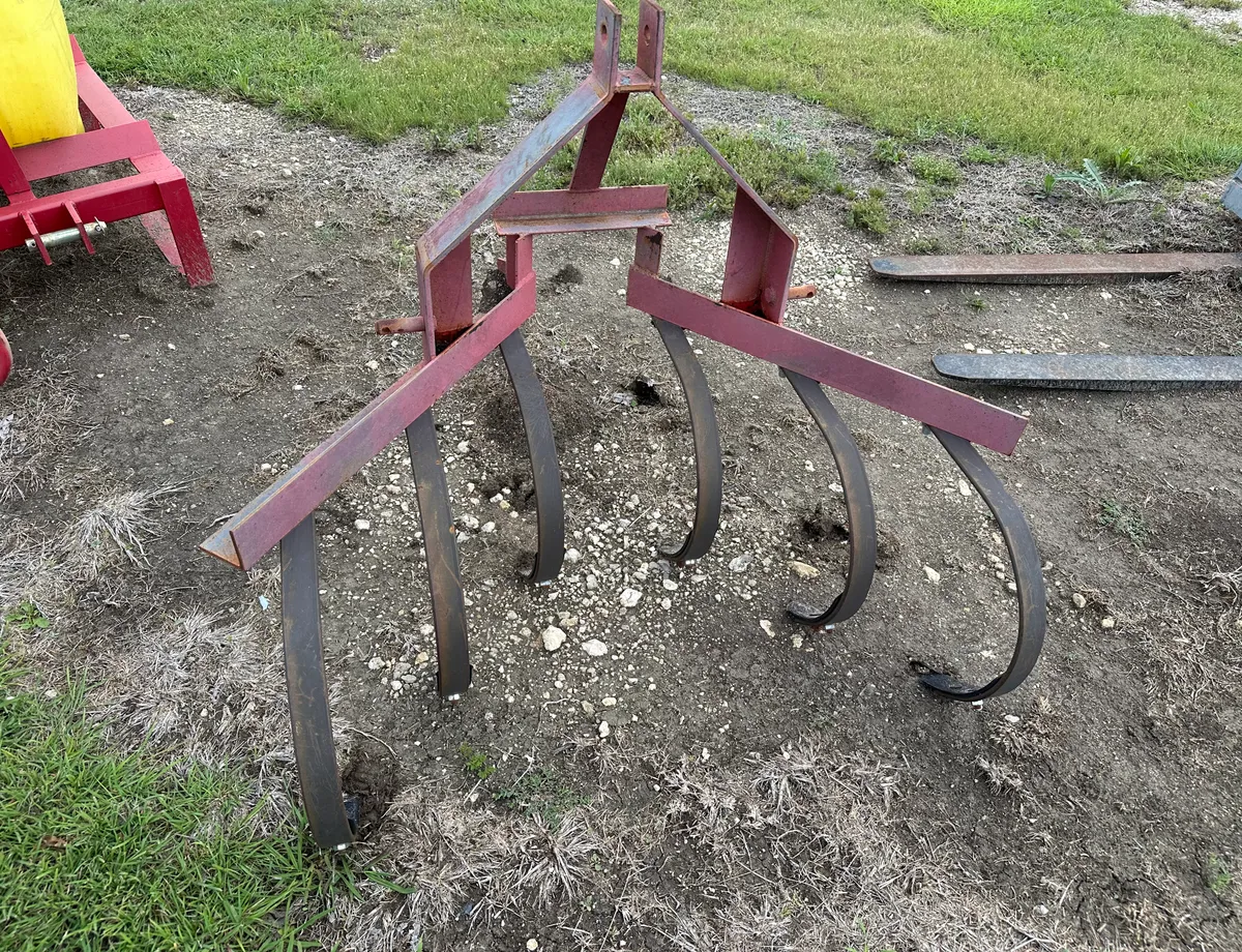 Hitchcock-Campbell 3ft Cultivator  24