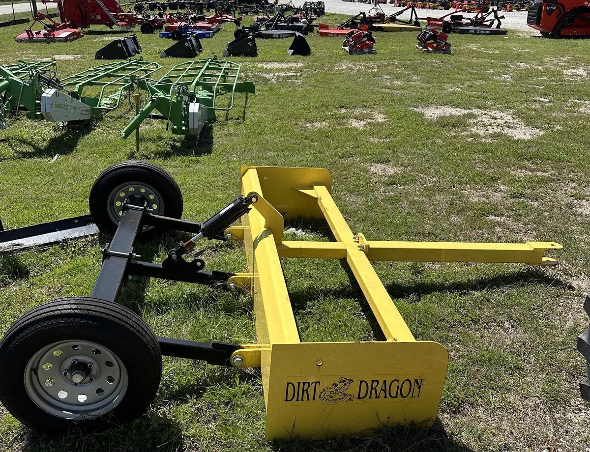 Dirt Dragon 8 Grader:17