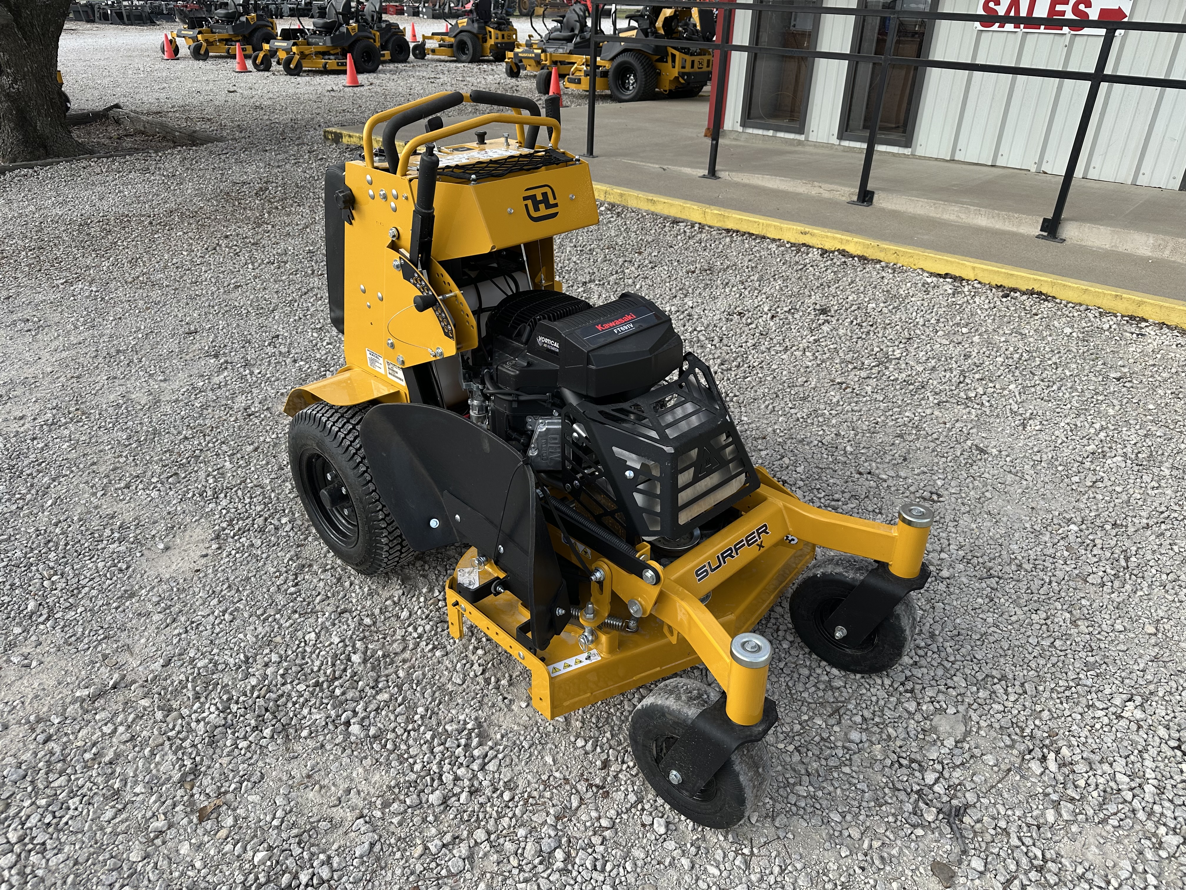 Hustler Surfer X 34:5006