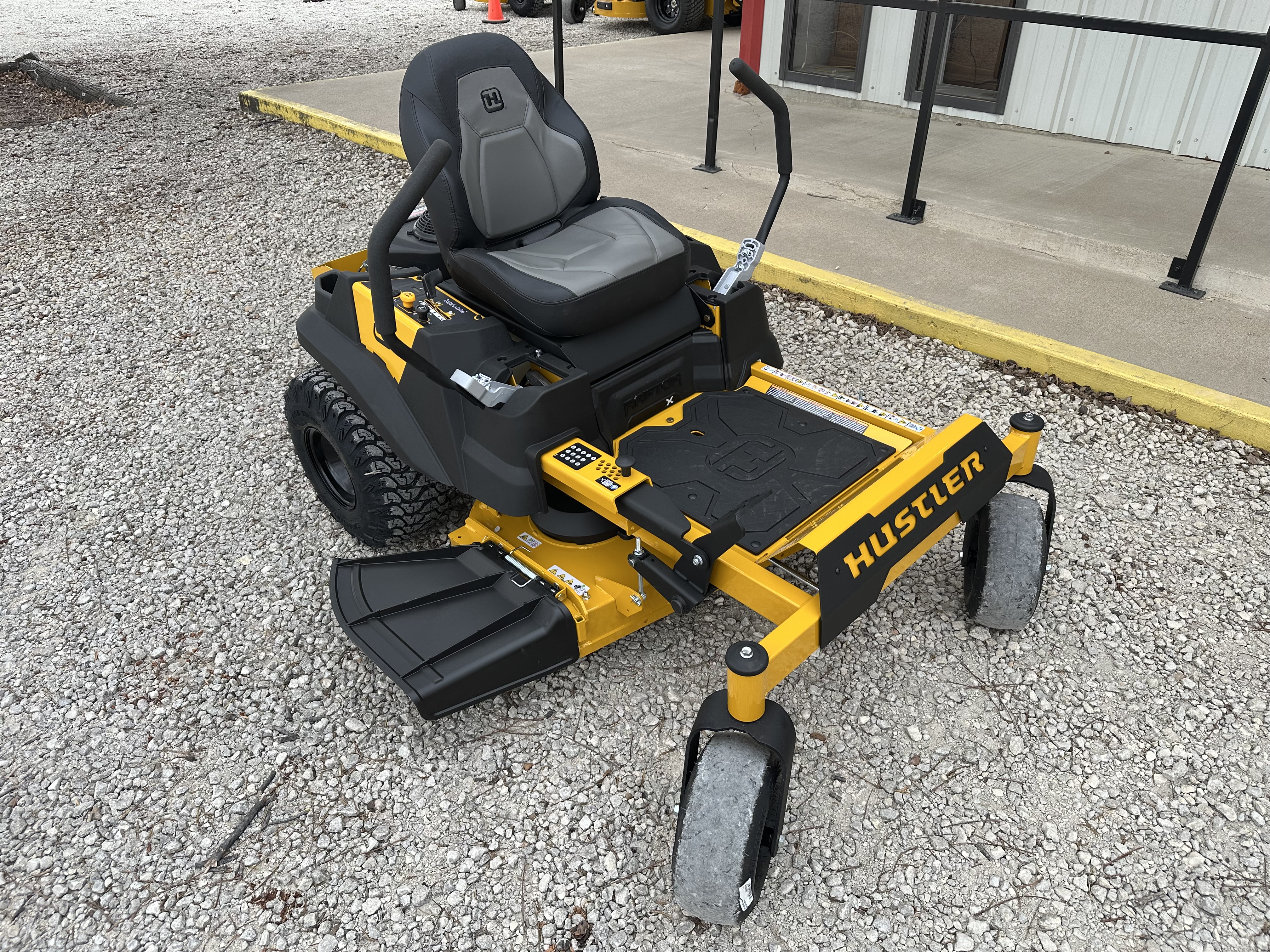 Hustler Raptor X 42:4976