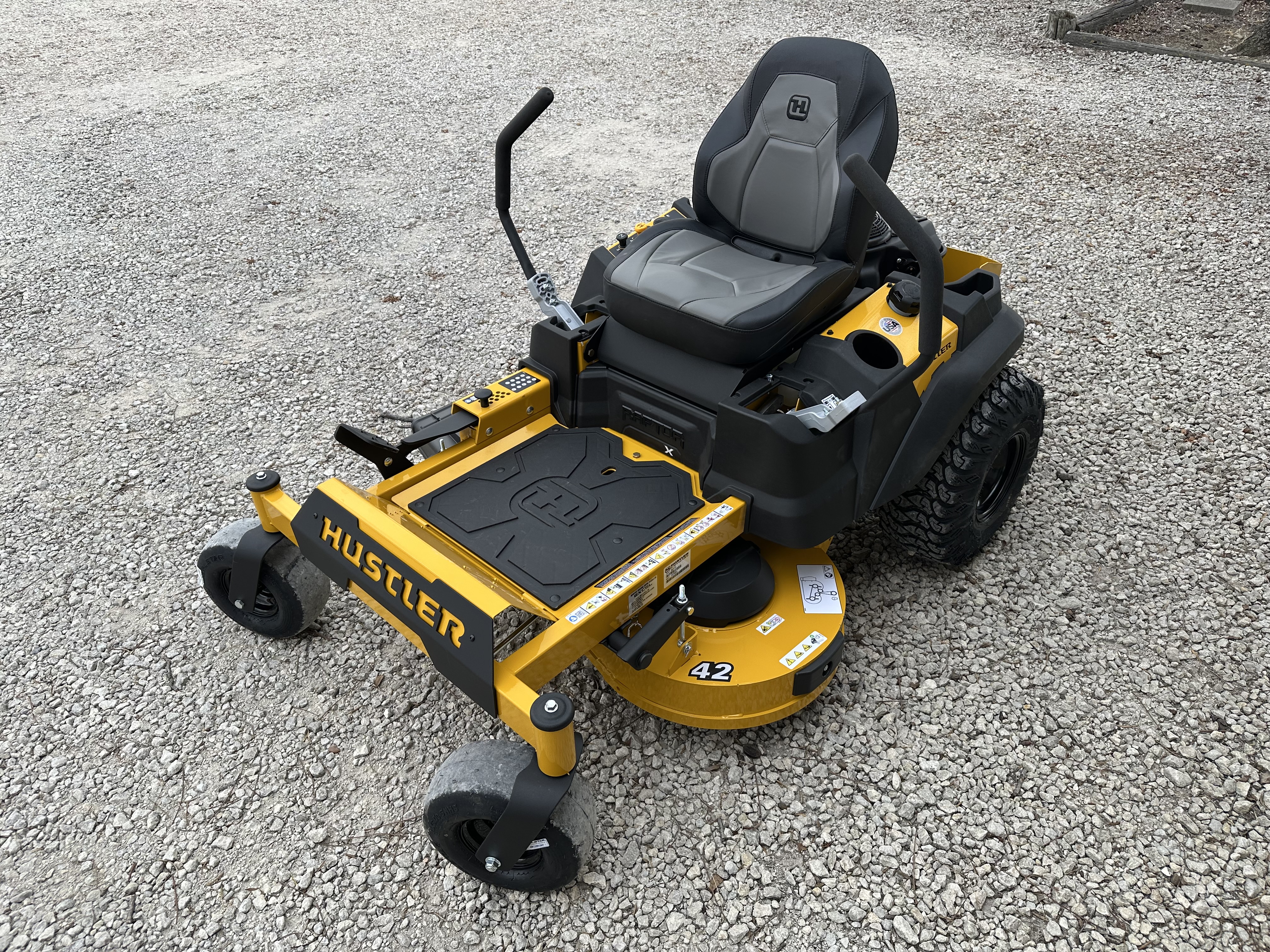 Hustler Raptor X 42:4976