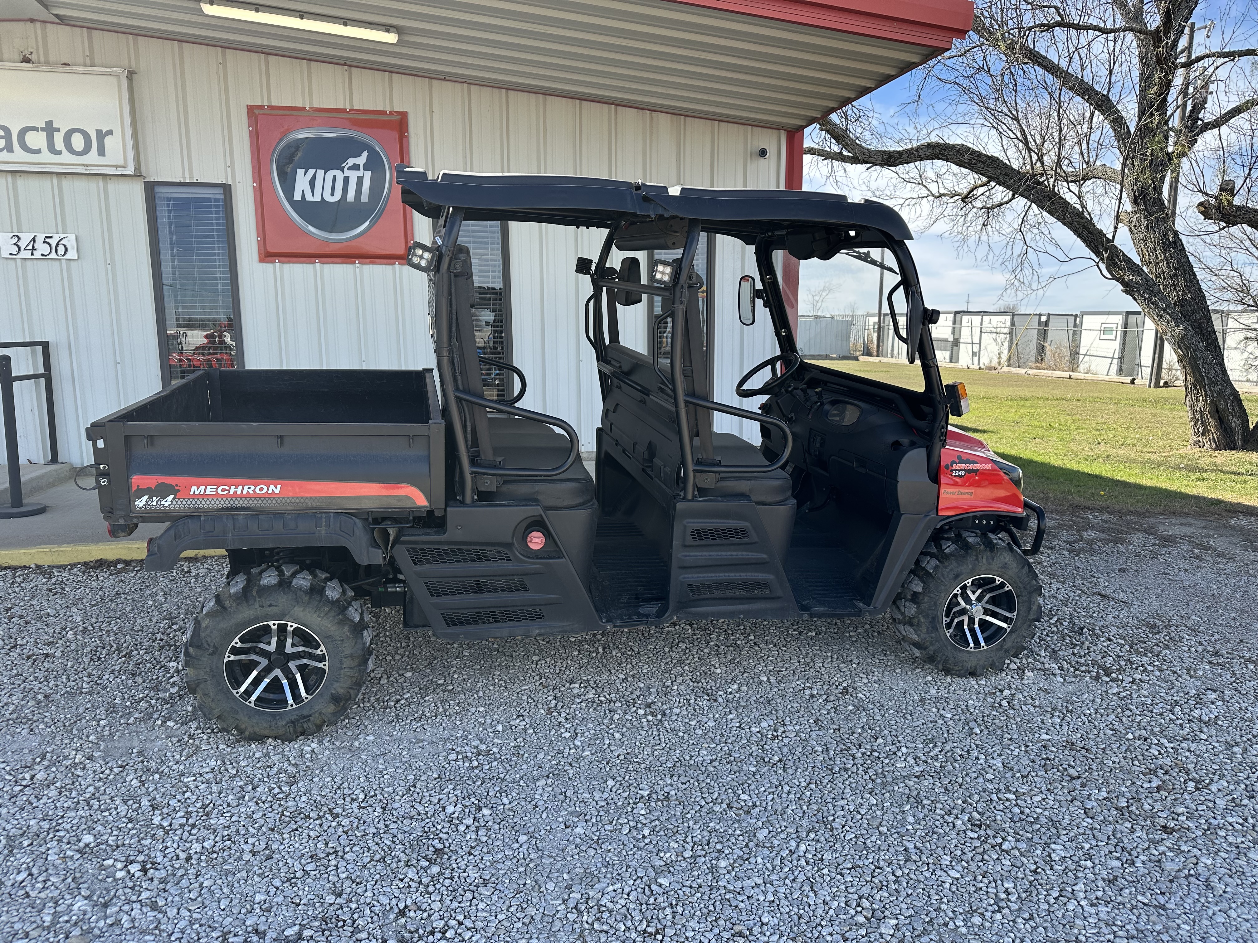 Kioti Mechron 2240  1864