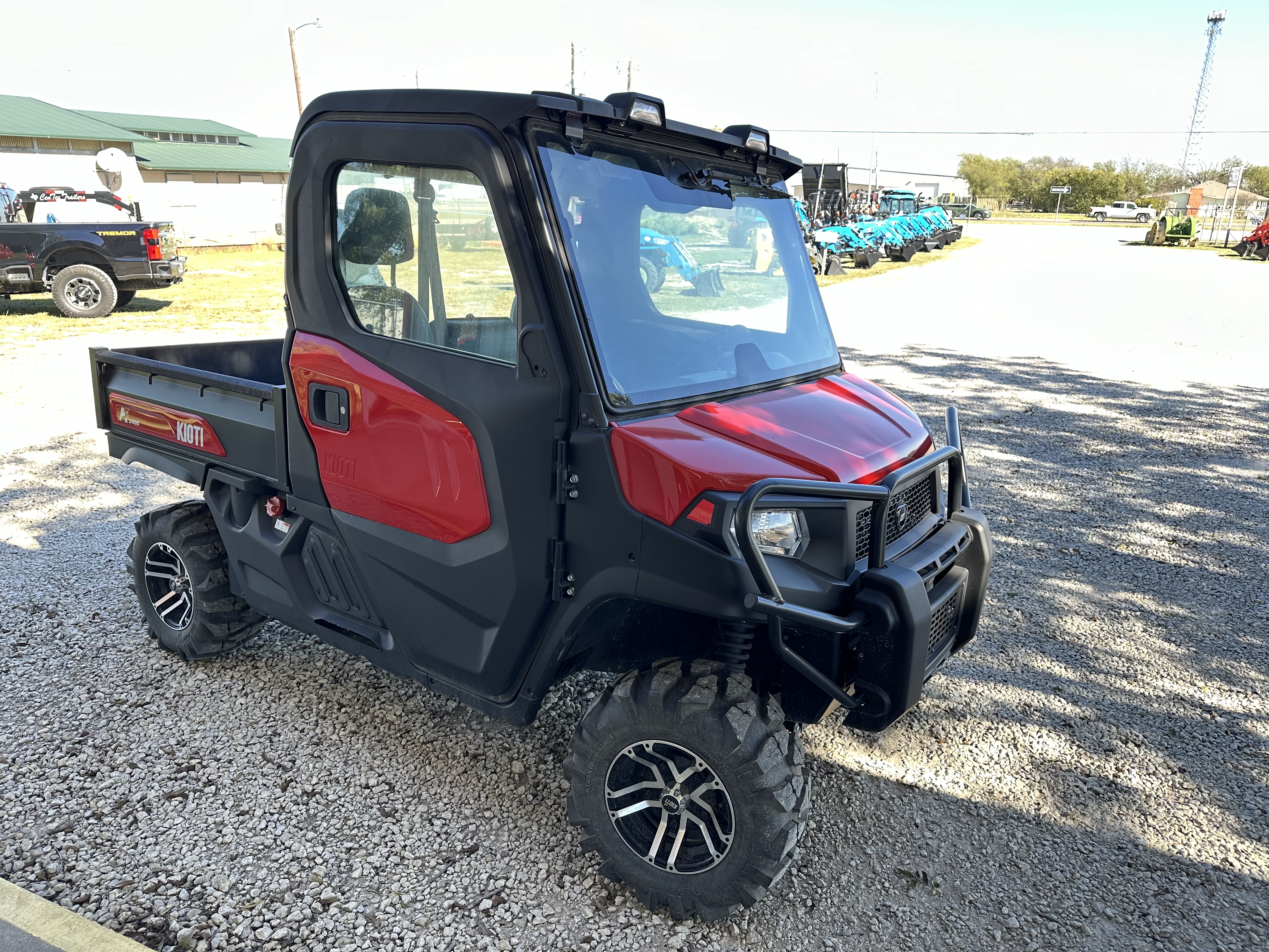 Kioti K9 2400 CAB:180