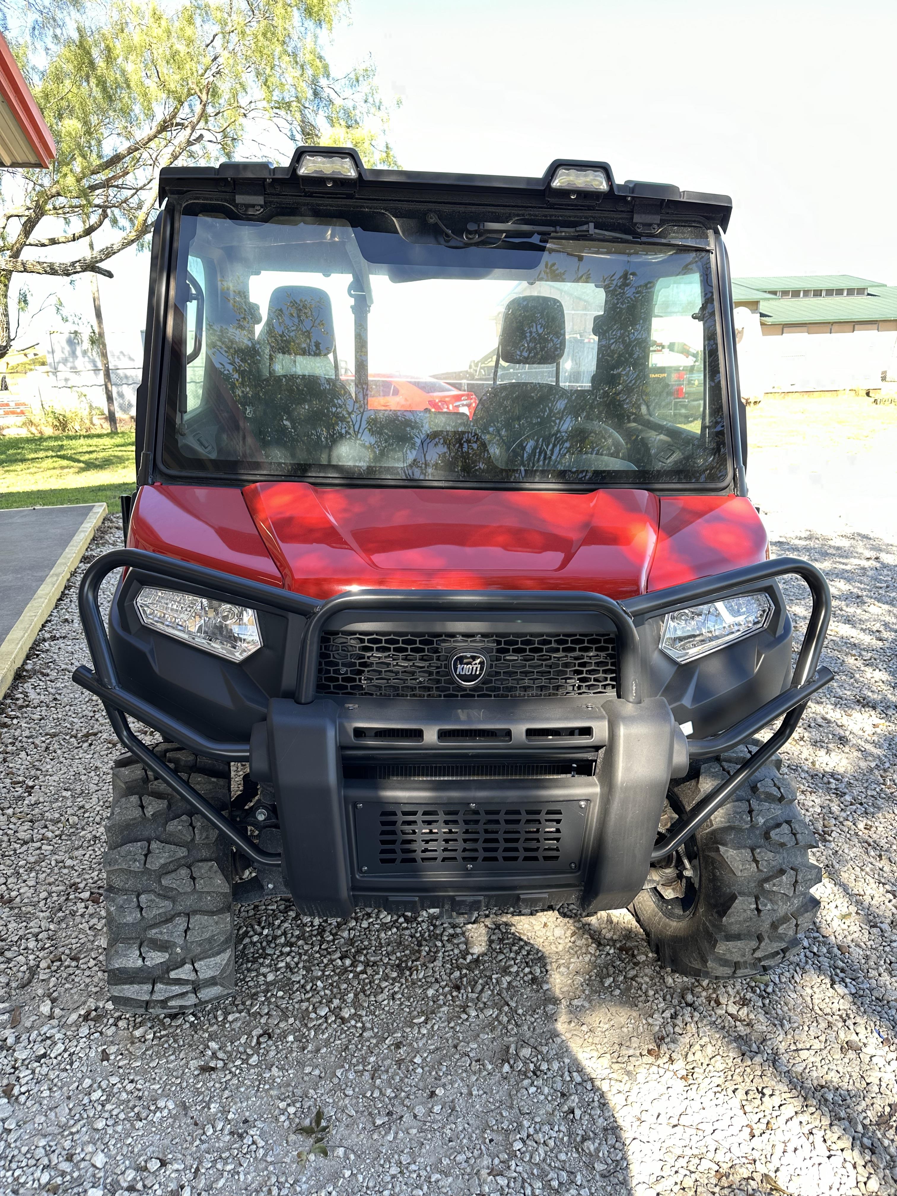 Kioti K9 2400 CAB:180