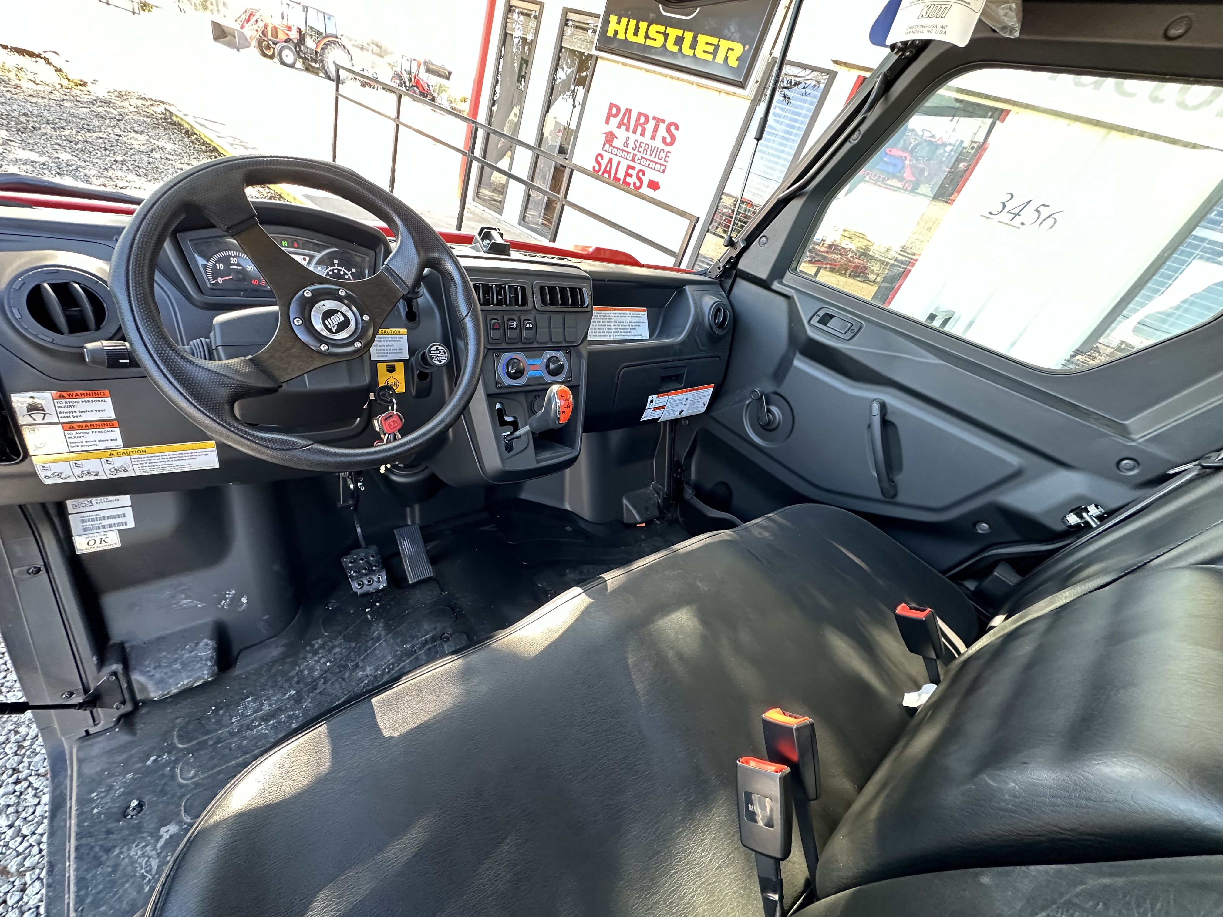 Kioti K9 2400 CAB:180