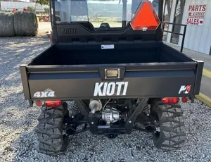 Kioti K9 2400 CAB:180