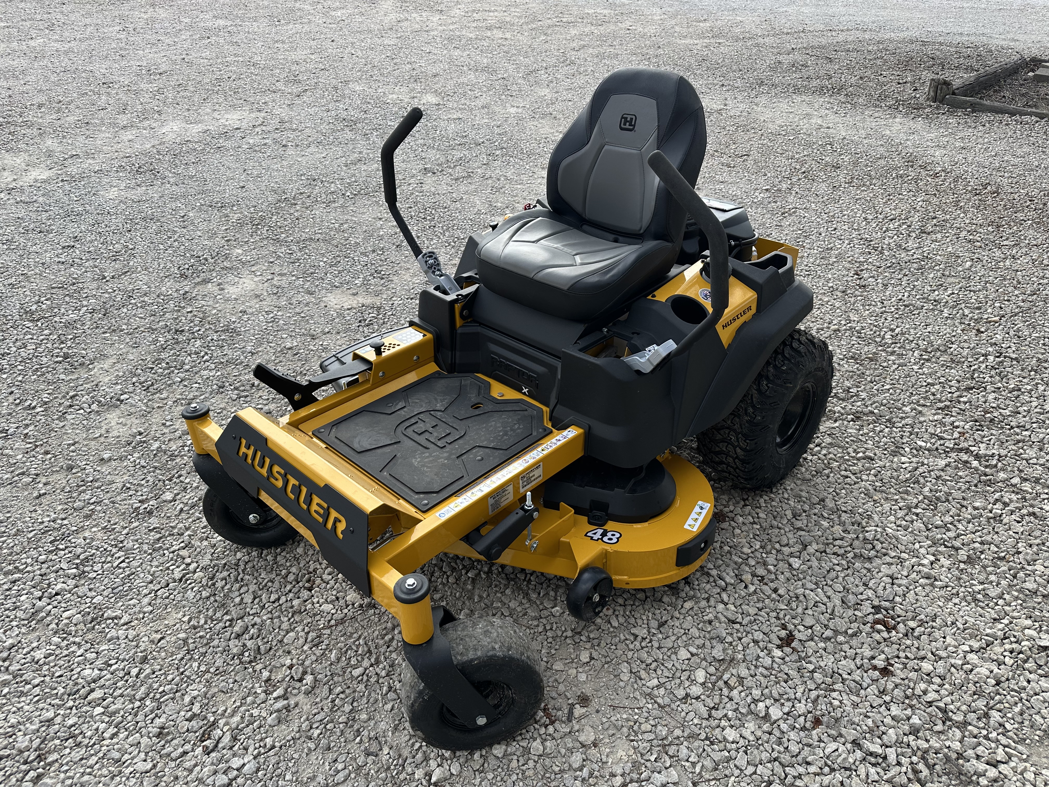 Hustler Raptor X 48:4978