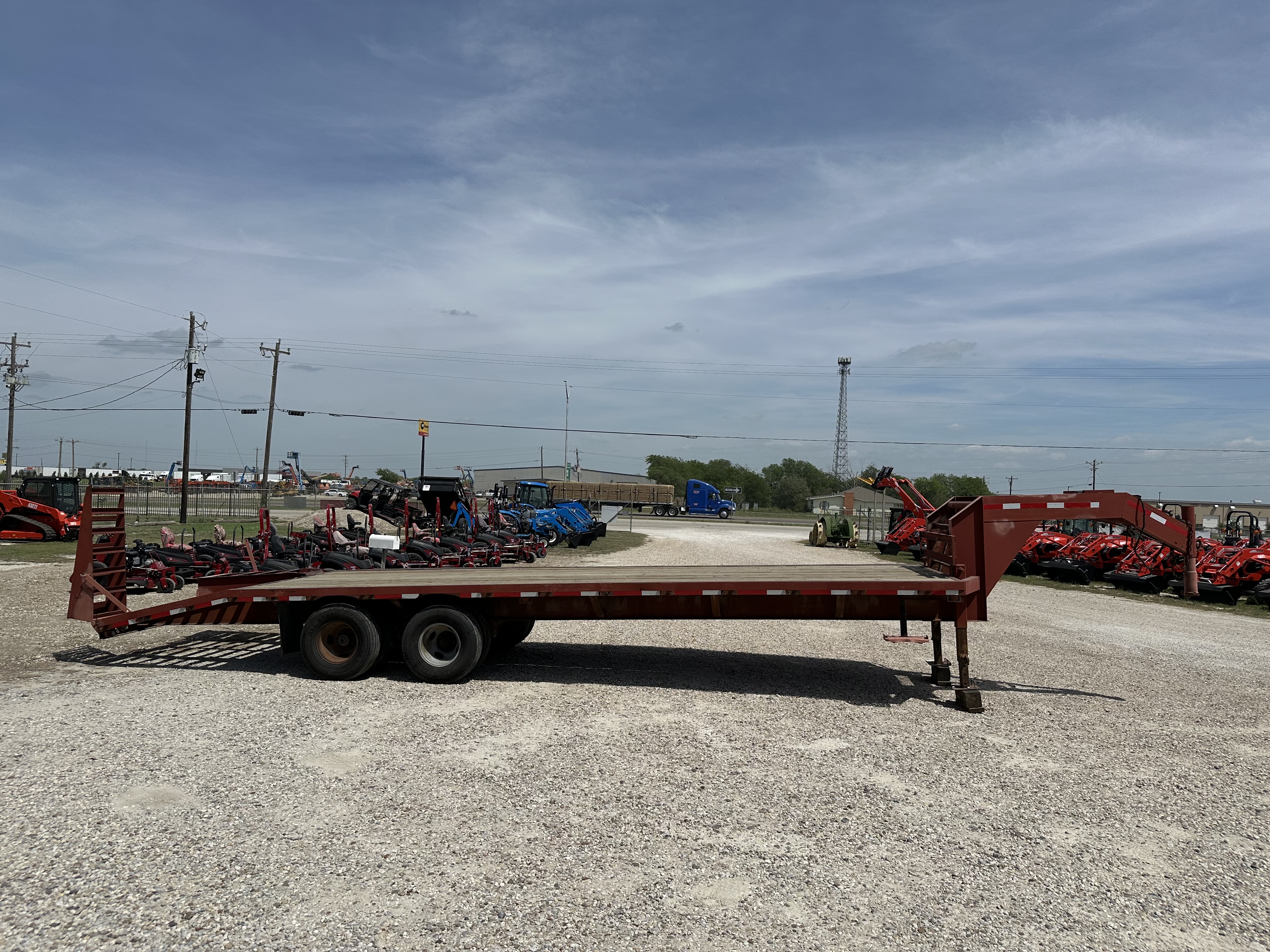 Shop 30 FB Trailer:4936