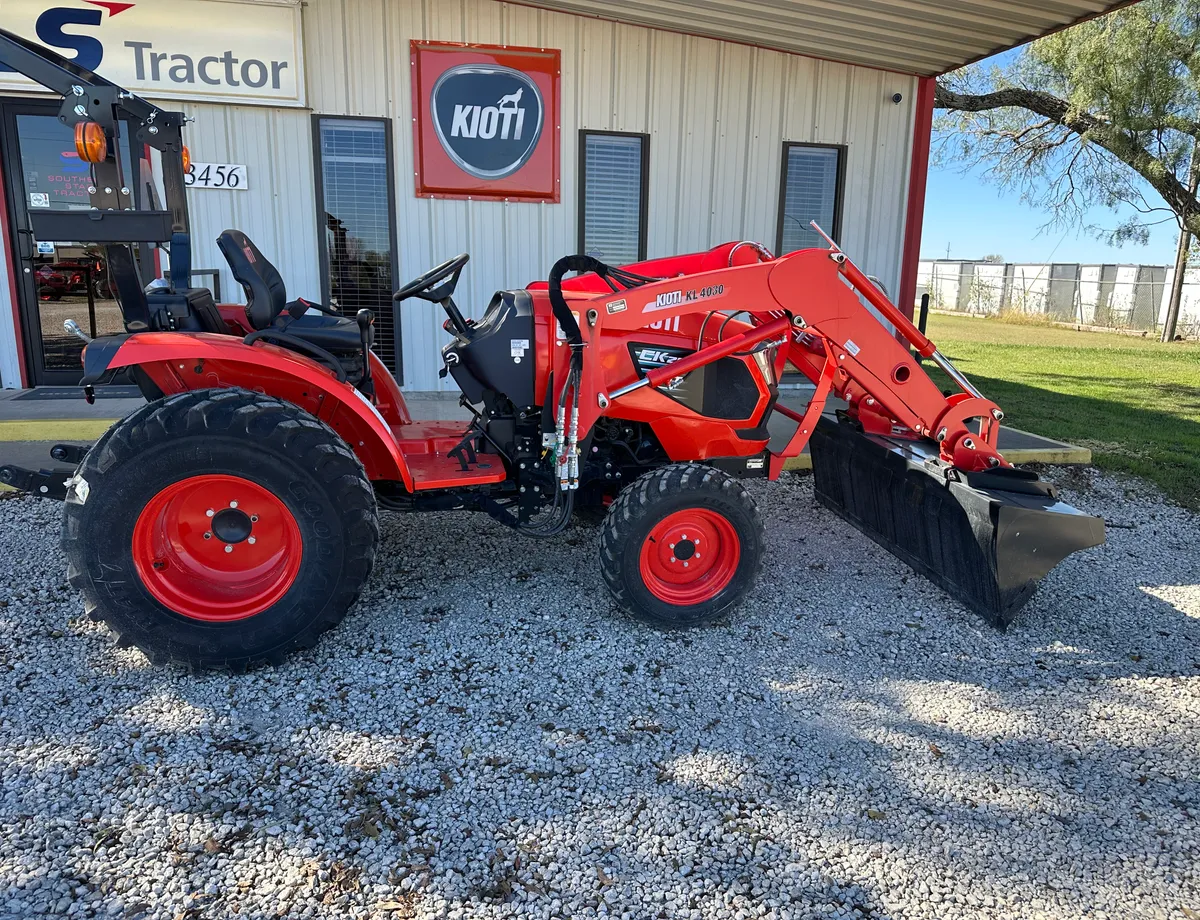 Kioti CK2620 HST  4667