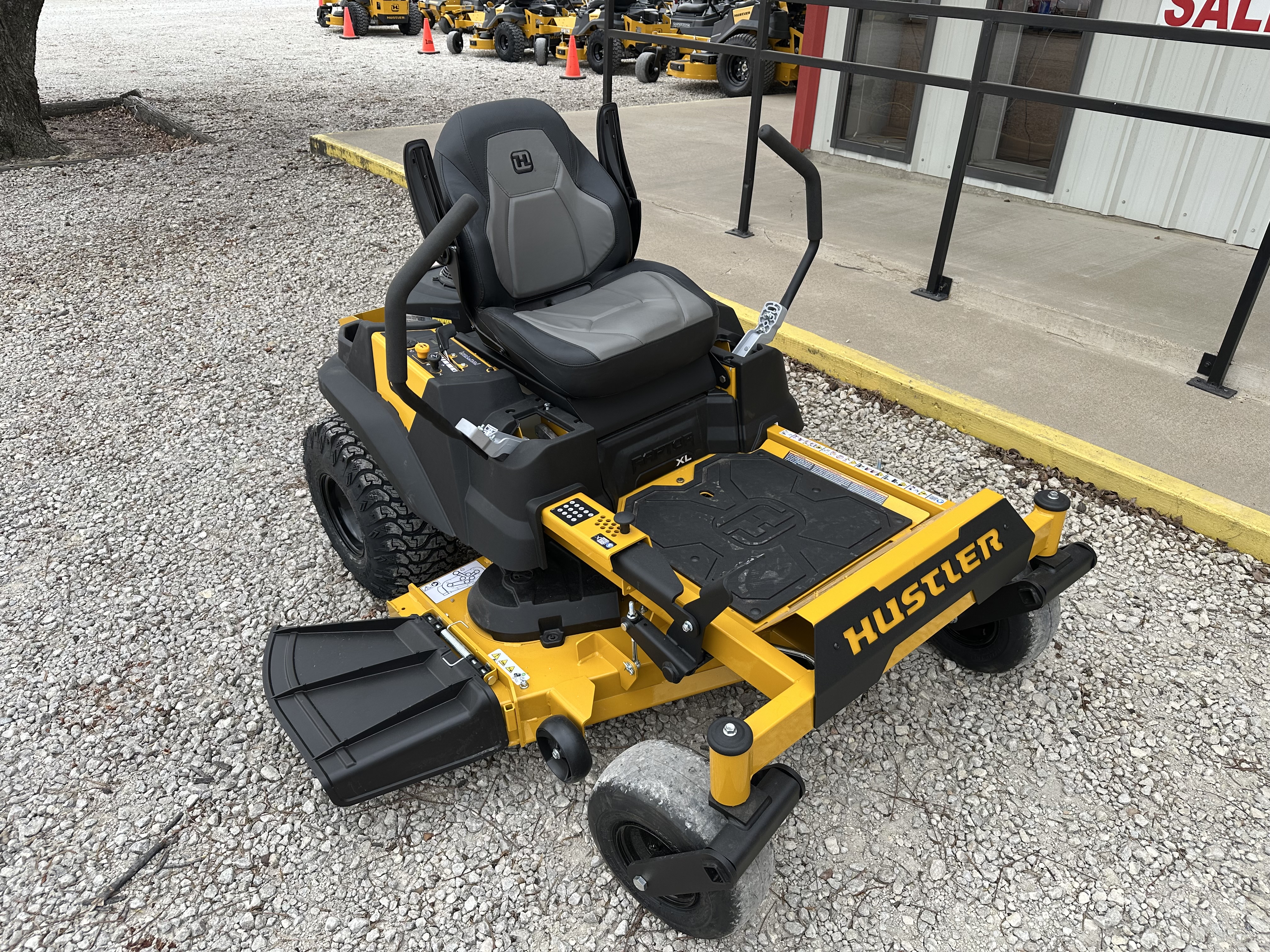 Hustler Raptor XL 48:4986