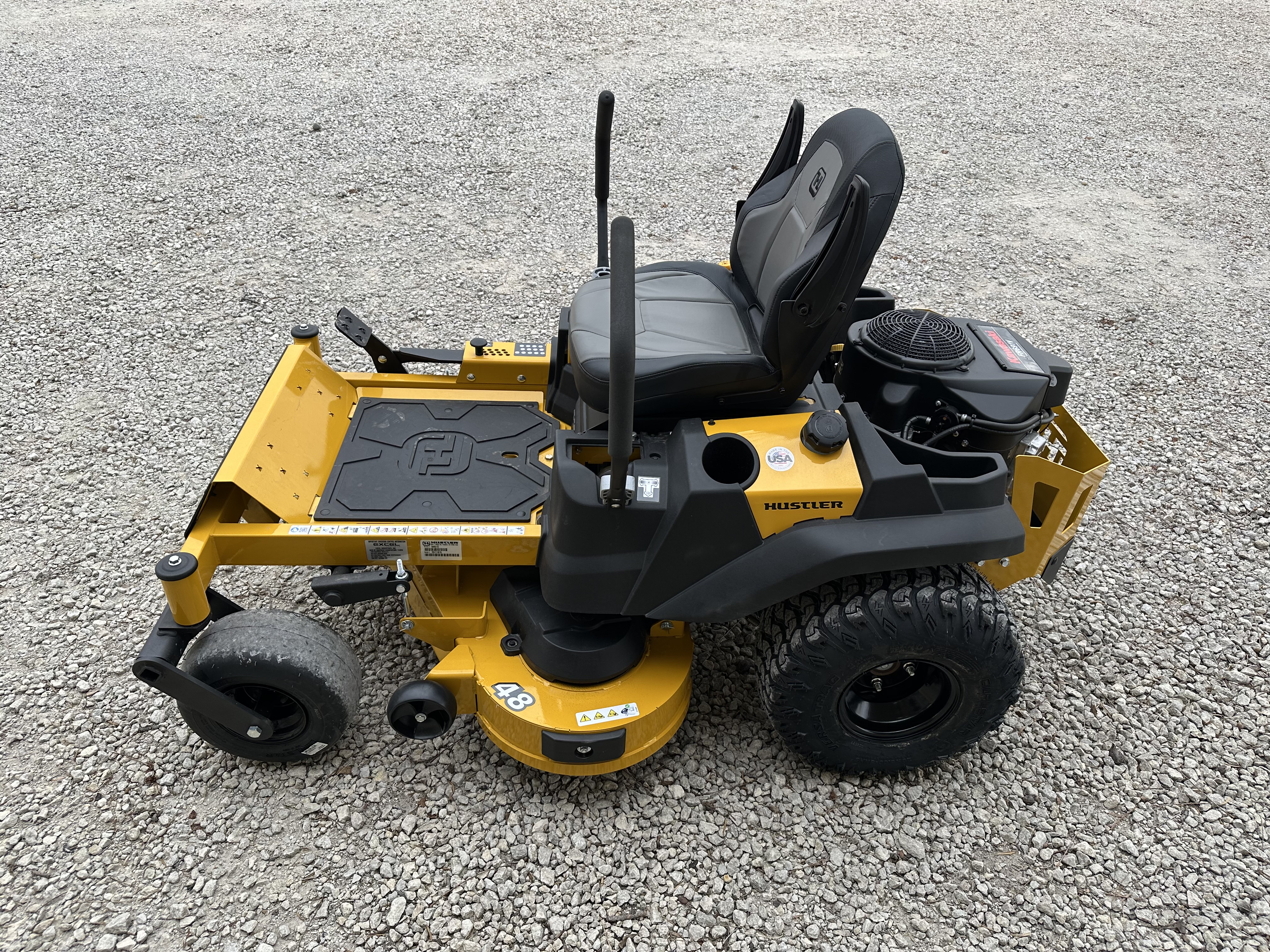 Hustler Raptor XL 48:4986