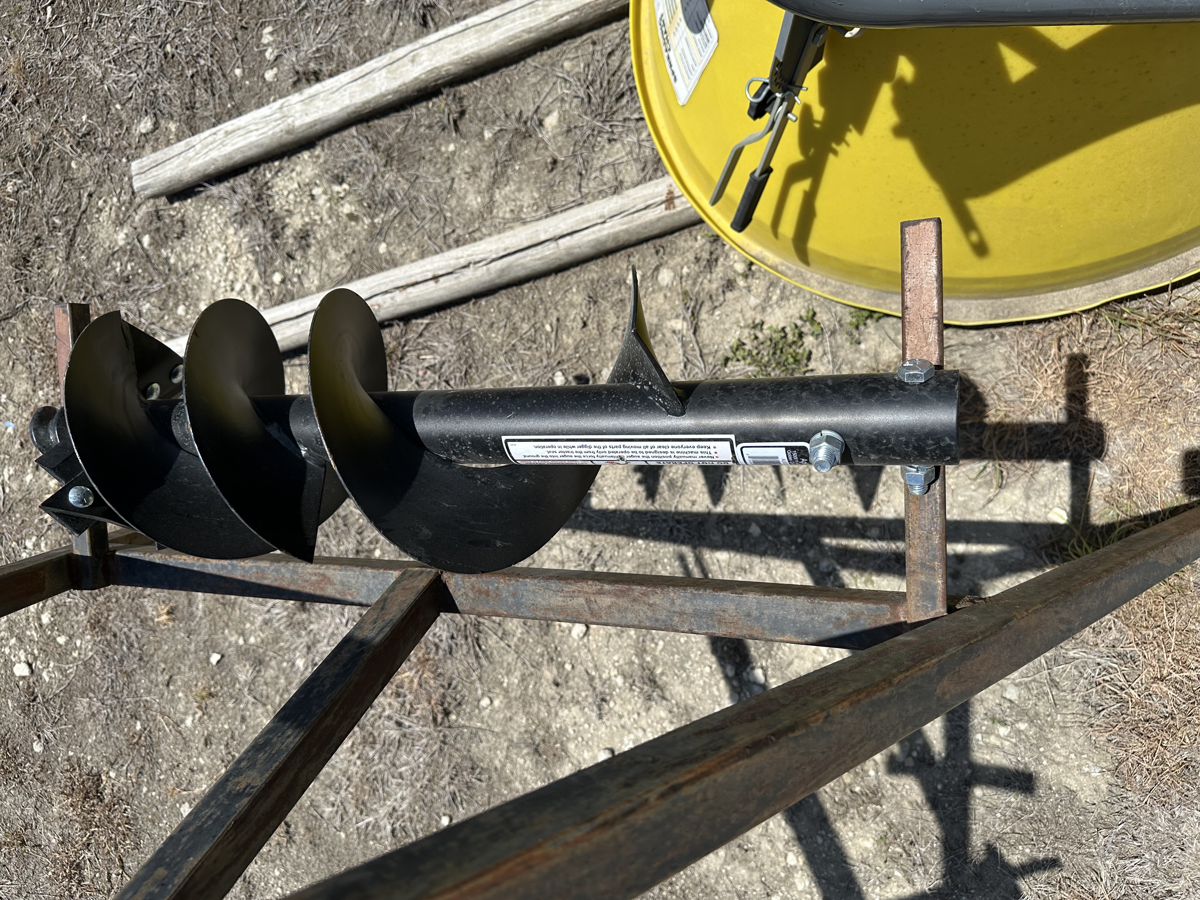 County Line POST HOLE DIGGER:5208