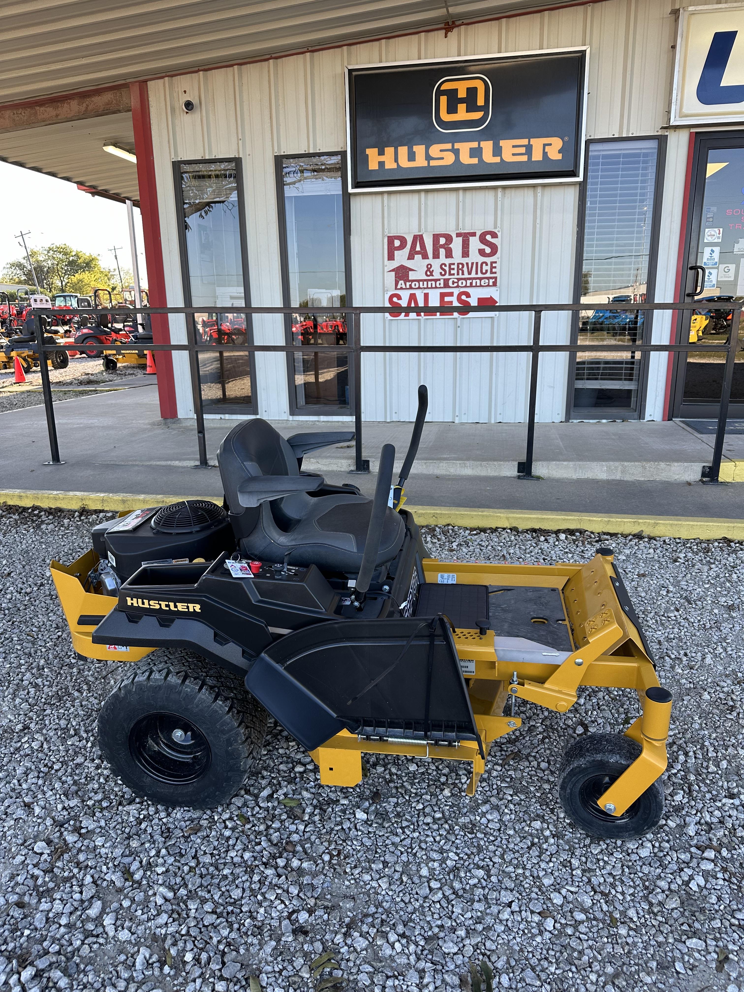 Hustler RAPTOR X 42  4888