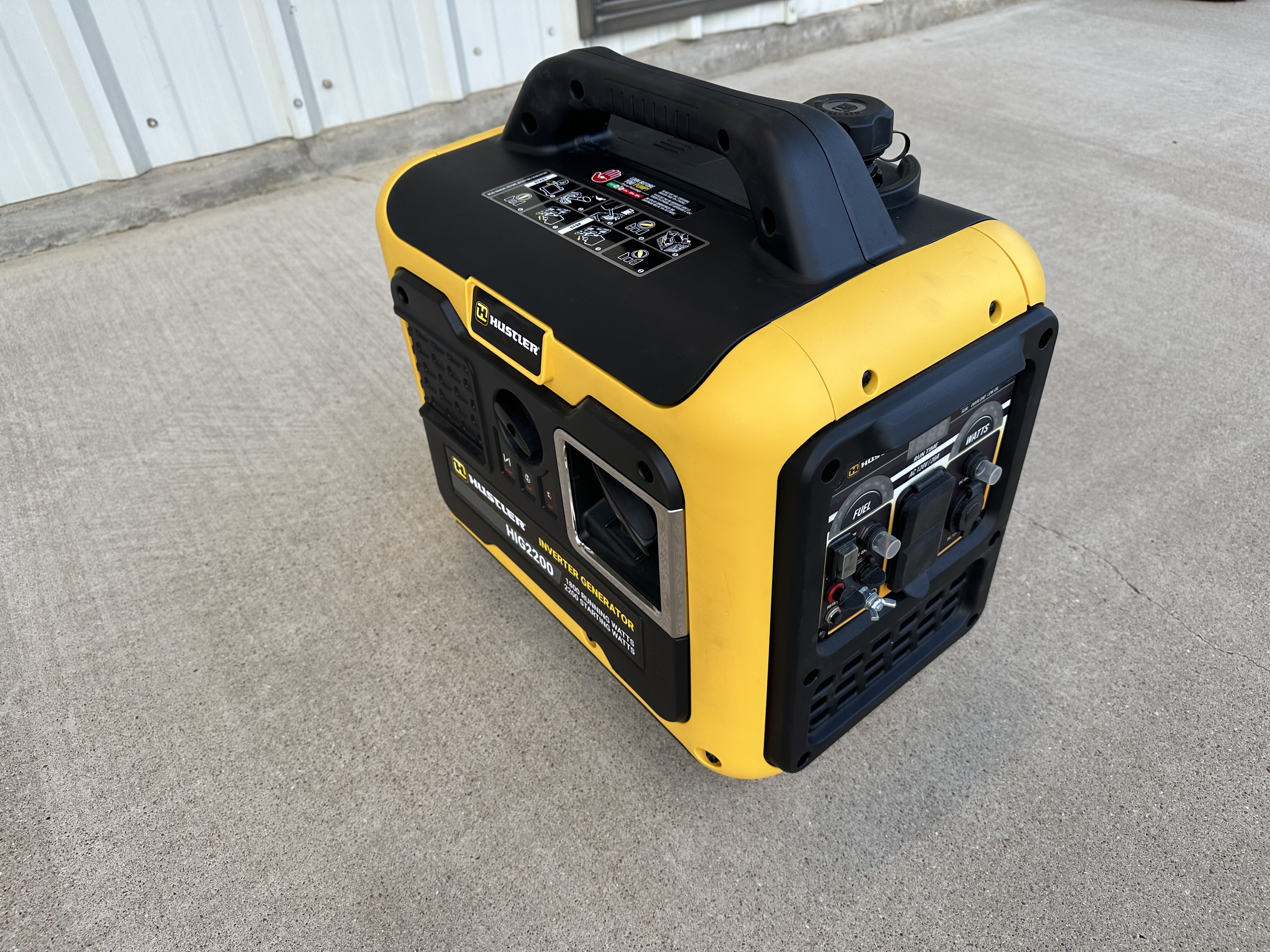 Hustler INVERTER GENERATOR HIG2200 (2200 W)  4495