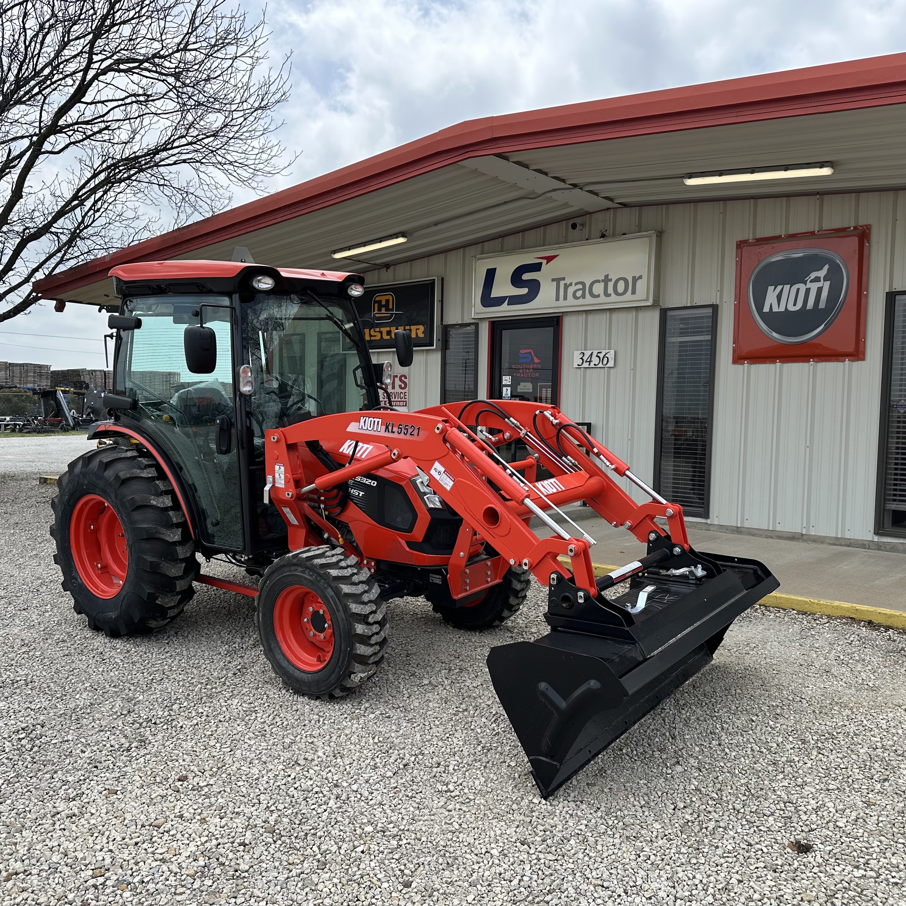 Kioti DK5320SE HST CAB:4741
