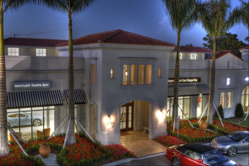 Ultra Luxe Location - Luxury Sports Car Dealer