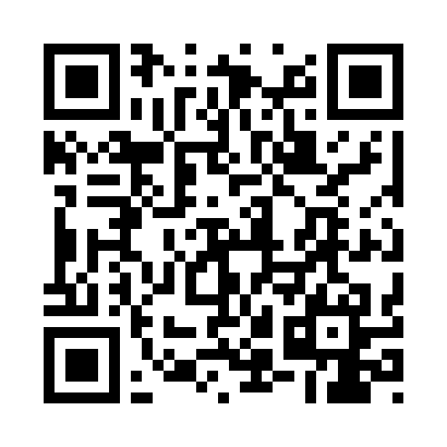 Scan this QR code to start downloading Farmer Sim 2015 Farmer Sim 2015 download QR code
