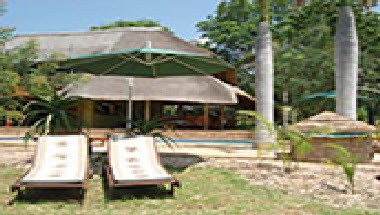 Kubu Safari Lodge