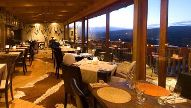 Emily Moon River Lodge