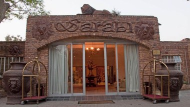 Sarabi Country Lodge &amp; Guest Houses