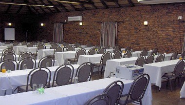 Woodlands Lodge &amp; Conference Centre