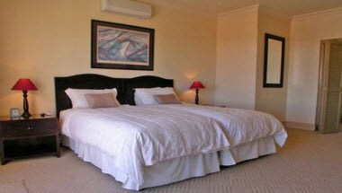 Beachside Villa &amp; Penthouse