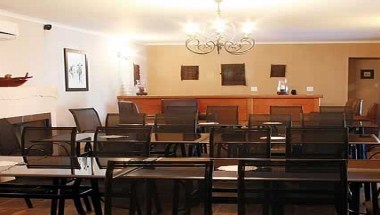 Queen Manor Boutique Guest House