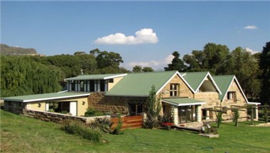 The Clarens Country House