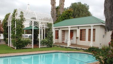 A Tapestry Garden Guest House