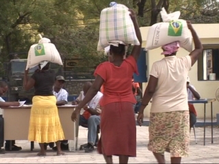 HAITI / FOOD DISTRIBUTION 