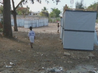 HAITI / LATRINES